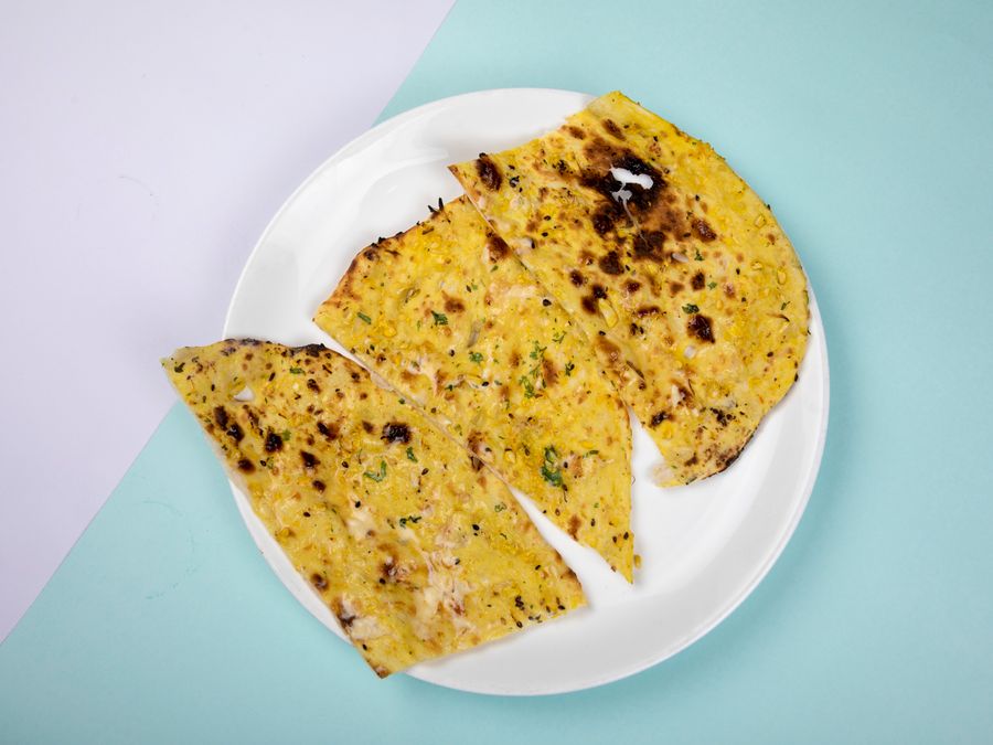 Aloo Paratha (2 pc) + Dahi + Makhan