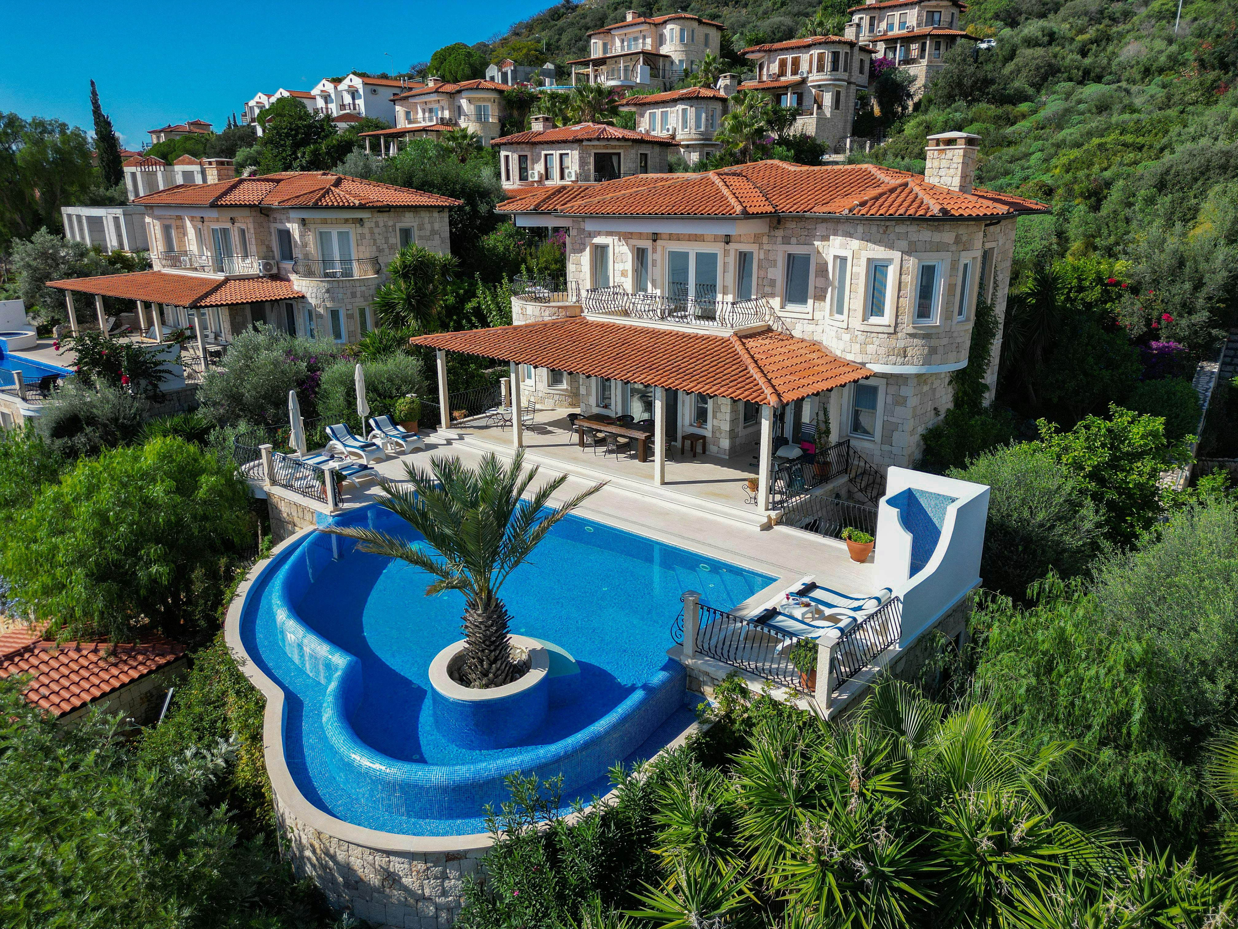 財經：國際銀價再創新高，投資趨勢引關注