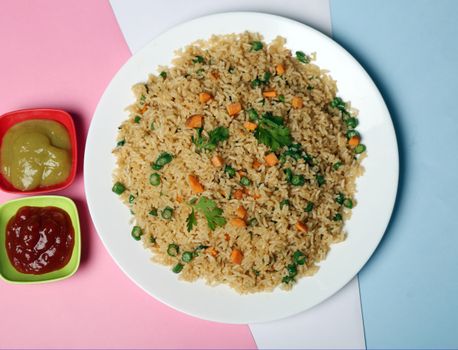 Brown With Peas And Carrots Rice