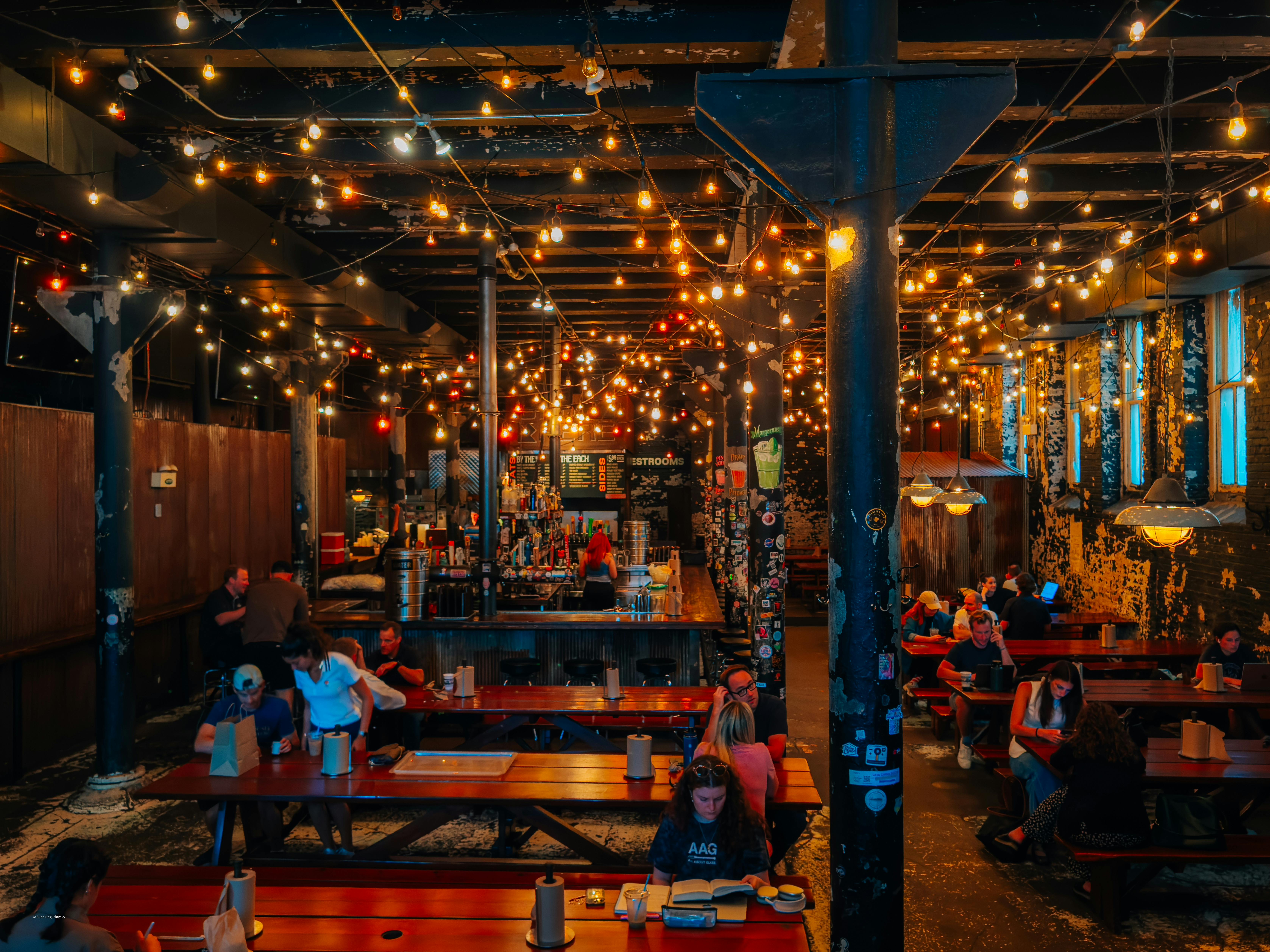 300餘位財經大咖齊聚廣州，南方財經論壇凝聚共識力量