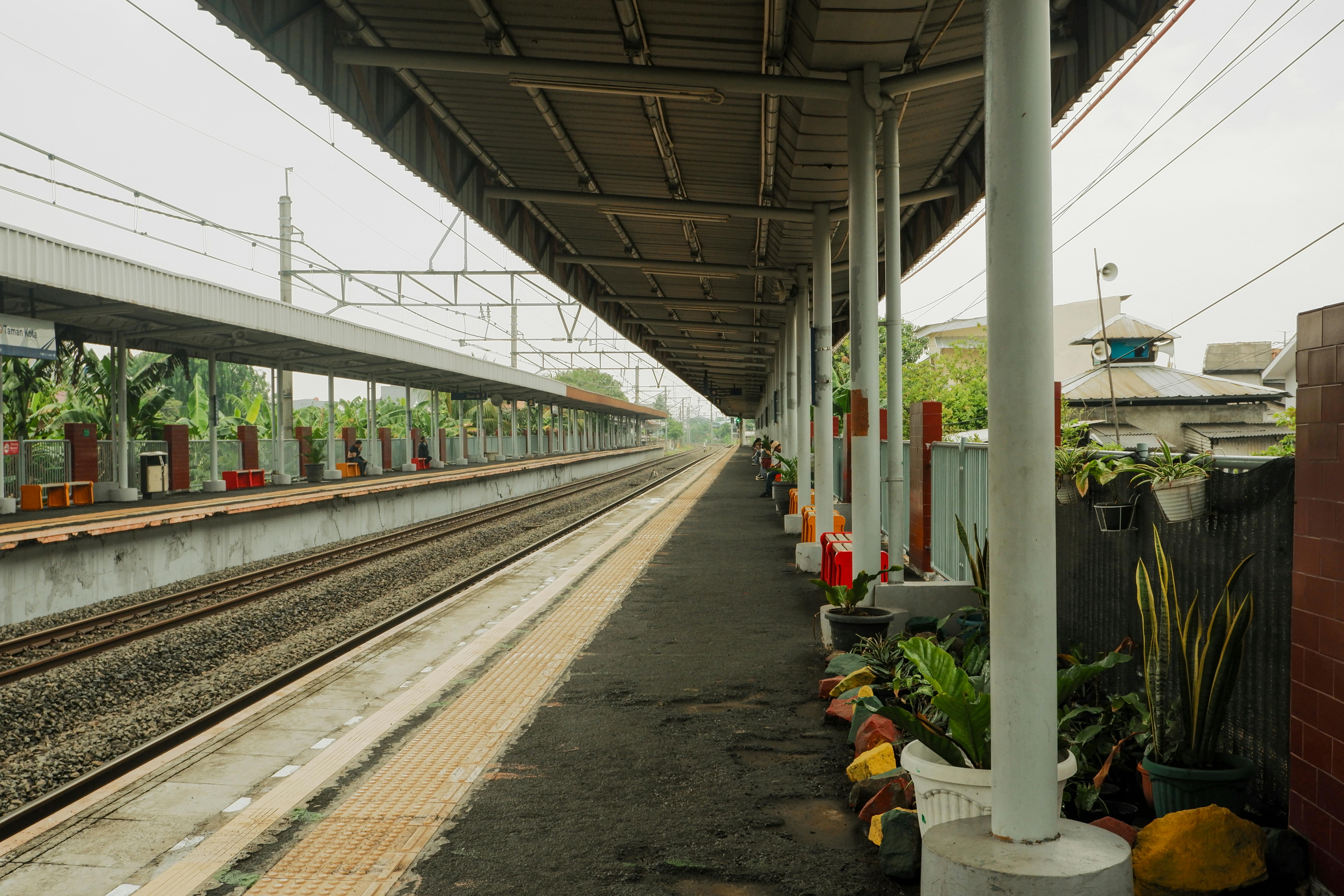 fitment architecture MMY platform — Photo by Irsyad Rifqi on Pexels