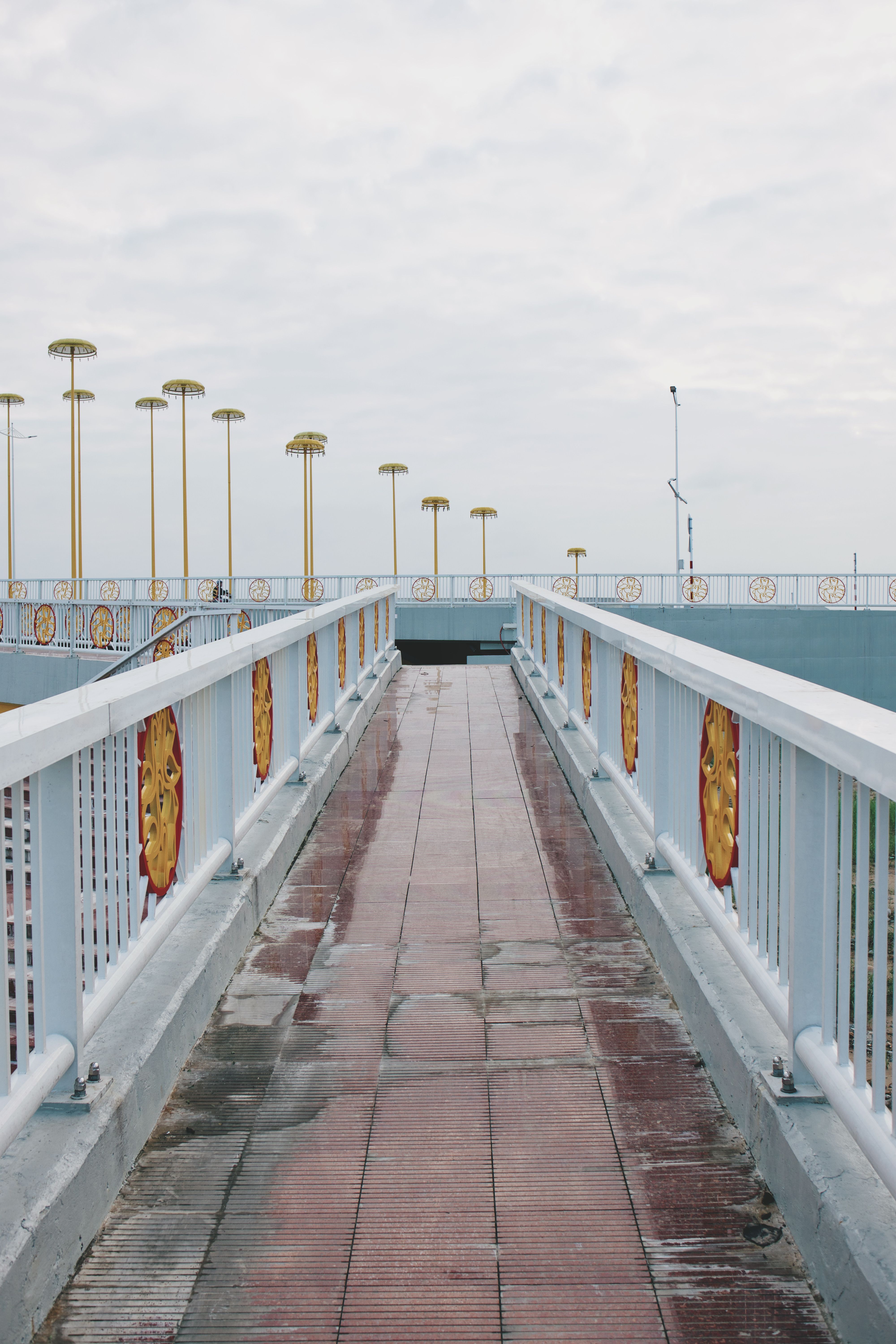 Urban Parallel Photos, Download The BEST Free Urban Parallel Stock ...