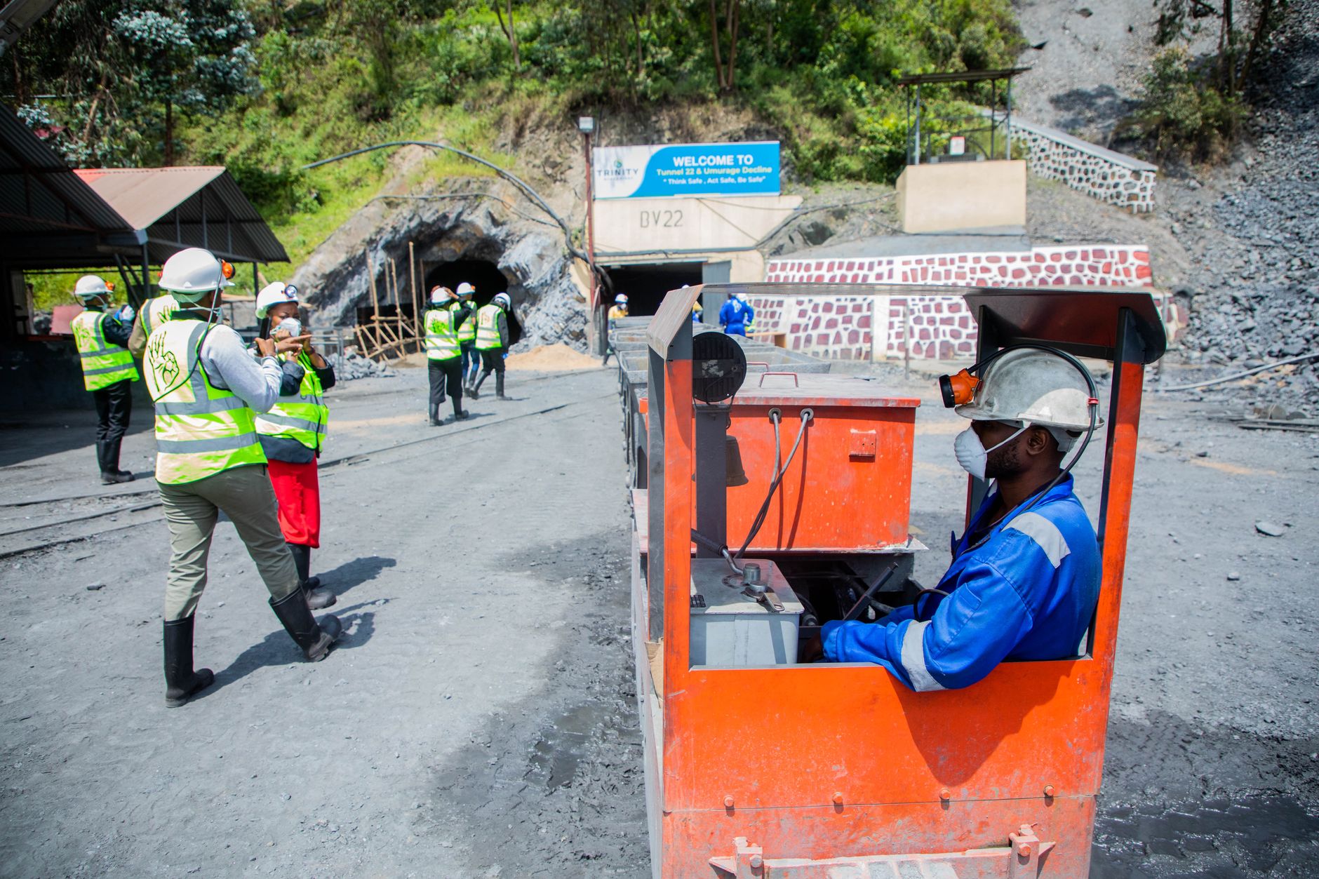 Ghana orders major miners to shift core operations to local contractors by December or face sanctions