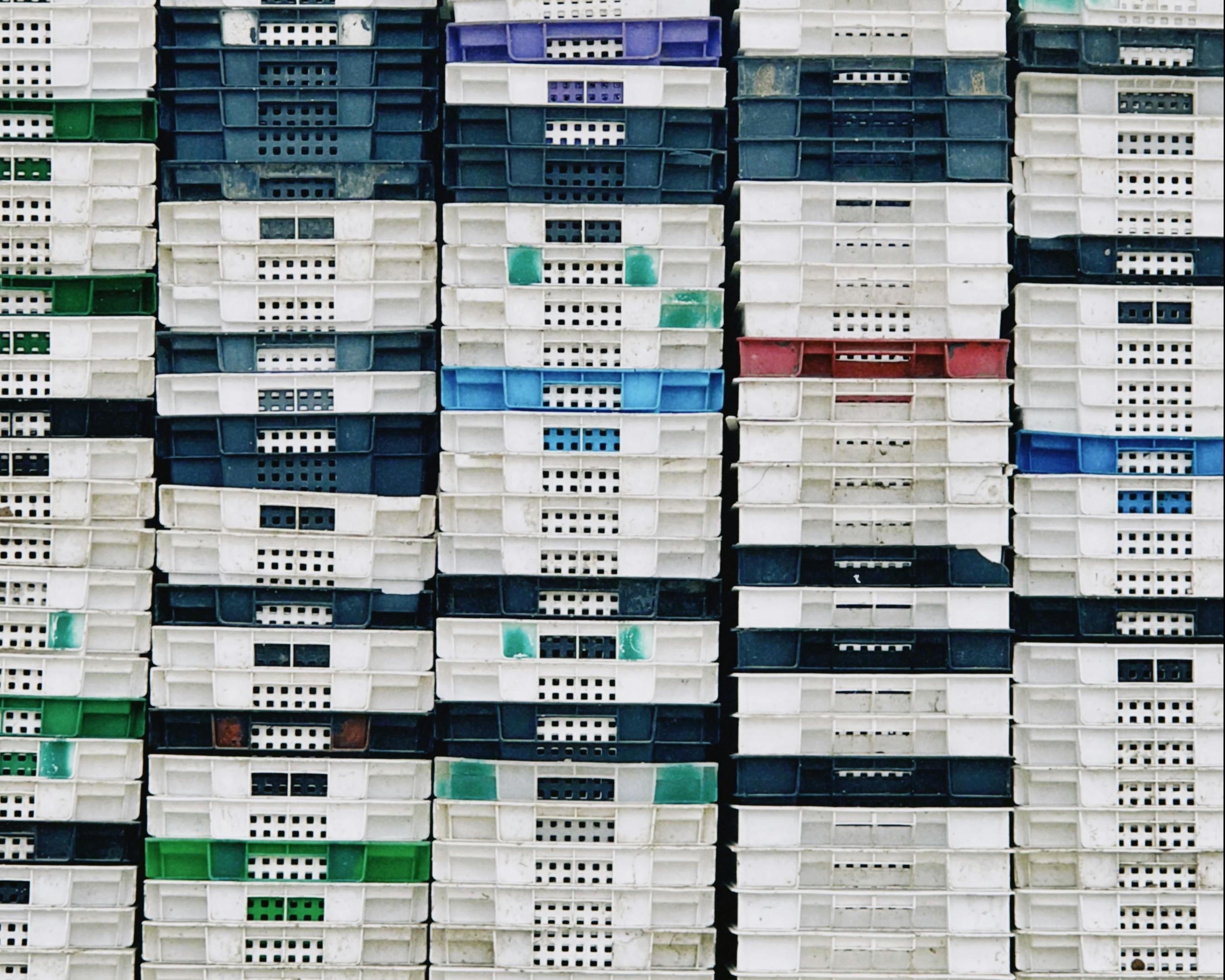 科技：亞馬遜物流革新：無人機精準投放與視覺引導1秒揀貨