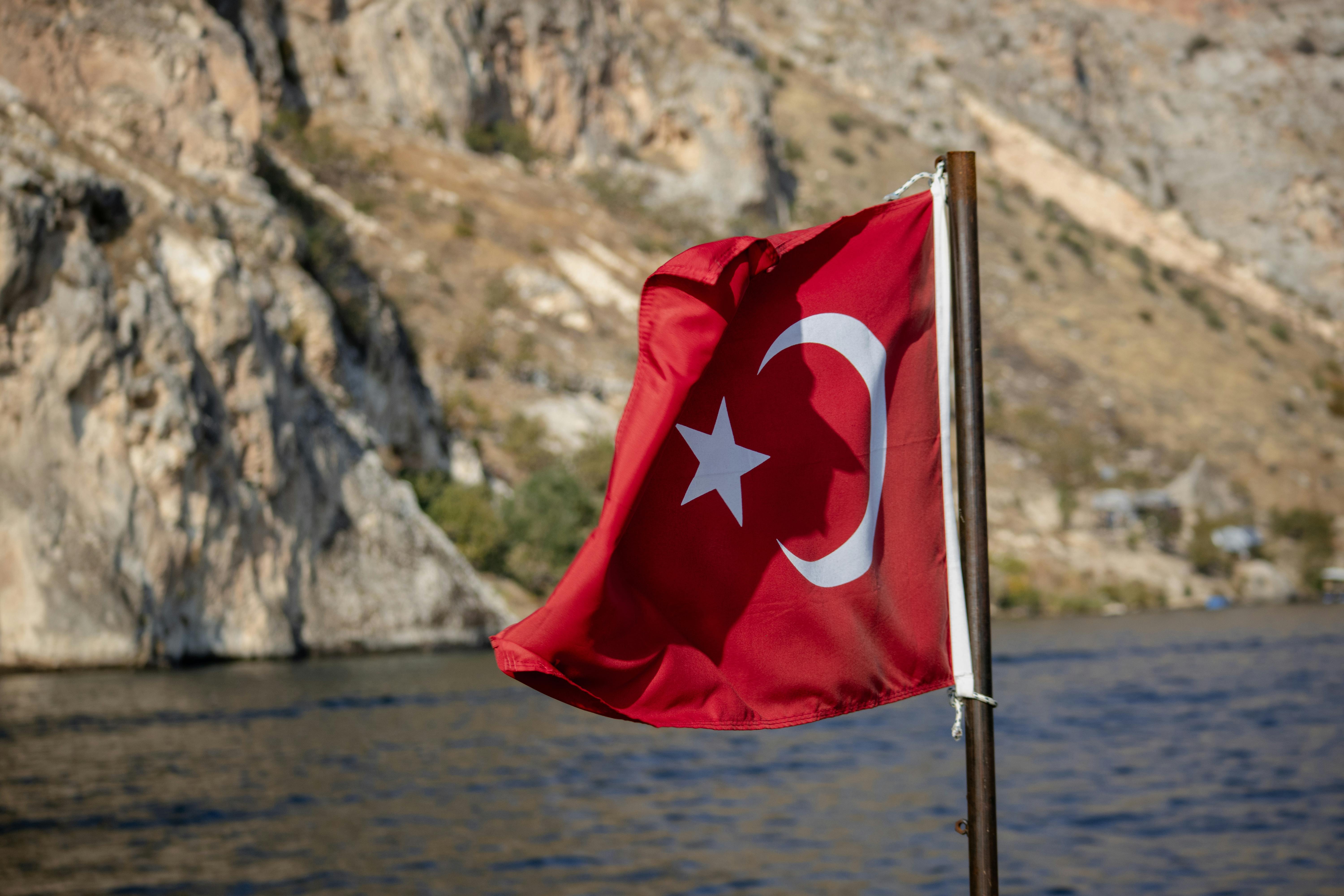 國際：全球多國聚焦氣候變遷峰會，推動綠色能源轉型新策略