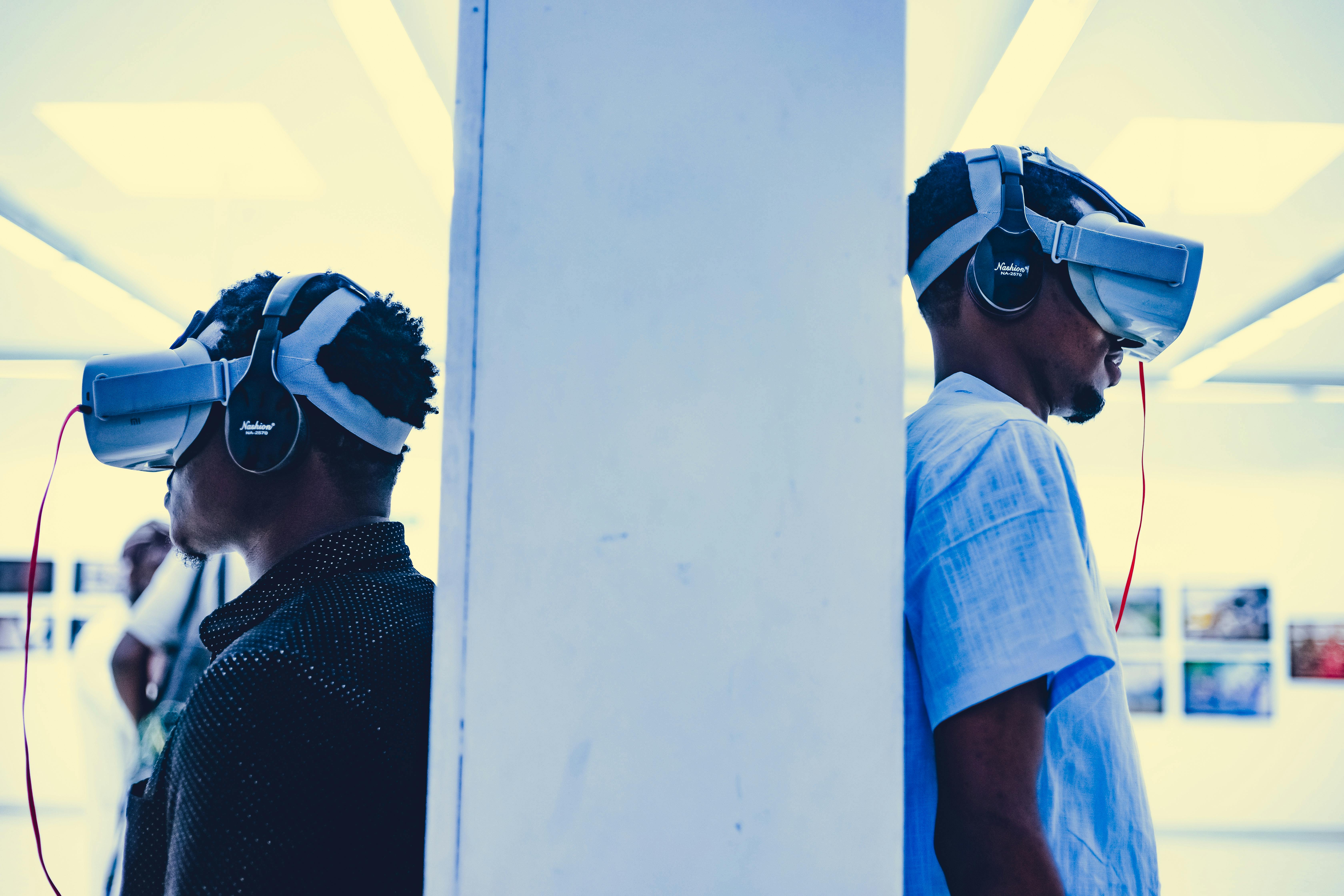 Exploring Augmented Reality Galleries: The Future of Art Exploration