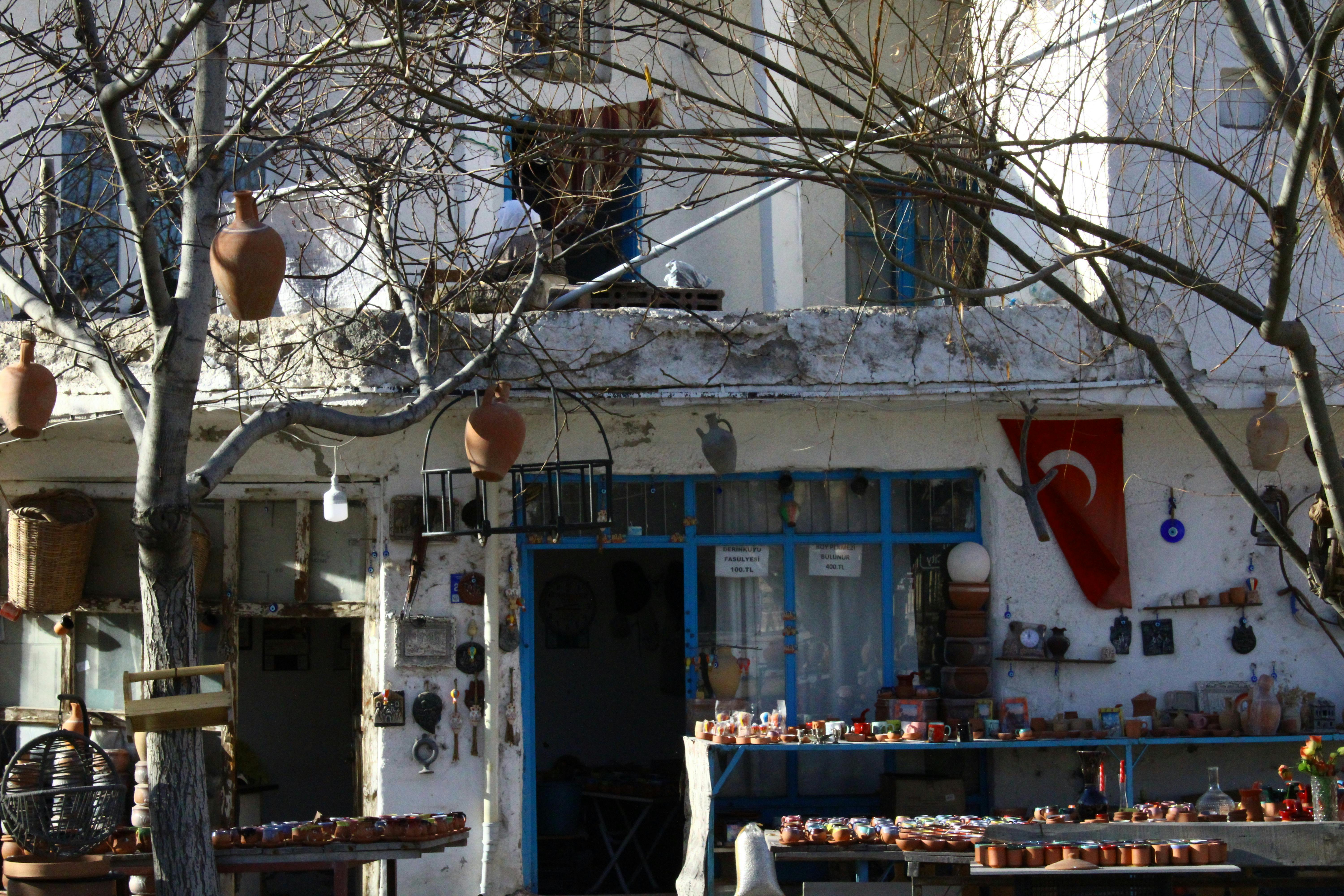 Understanding Cryptocurrency Market Volatility