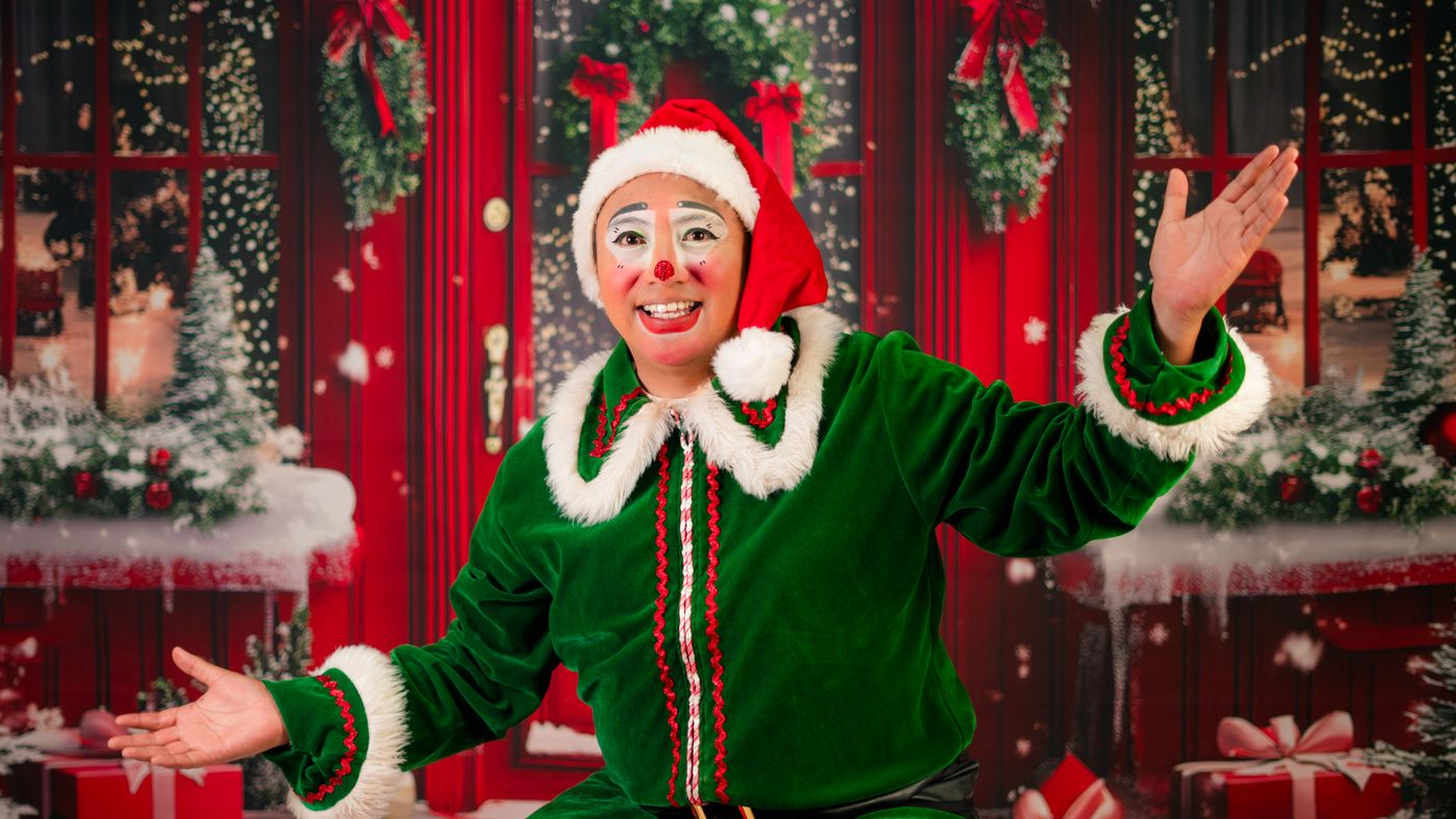 Leaning Into One Christmas Character (And Why It Works Better Than Mixing All of Them)