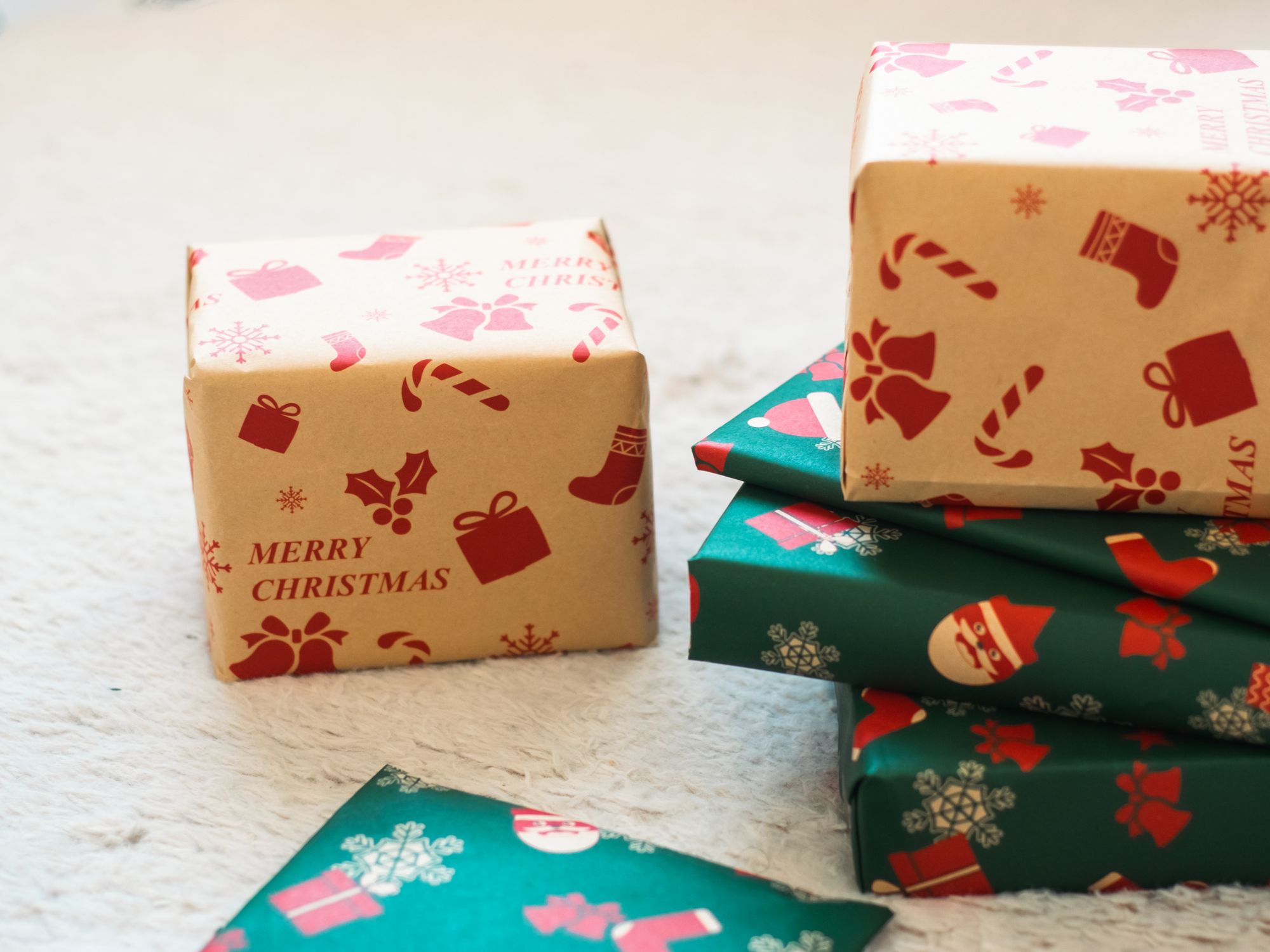 Packing & Materials in Portsoken, Central London — professional packers wrapping and boxing belongings