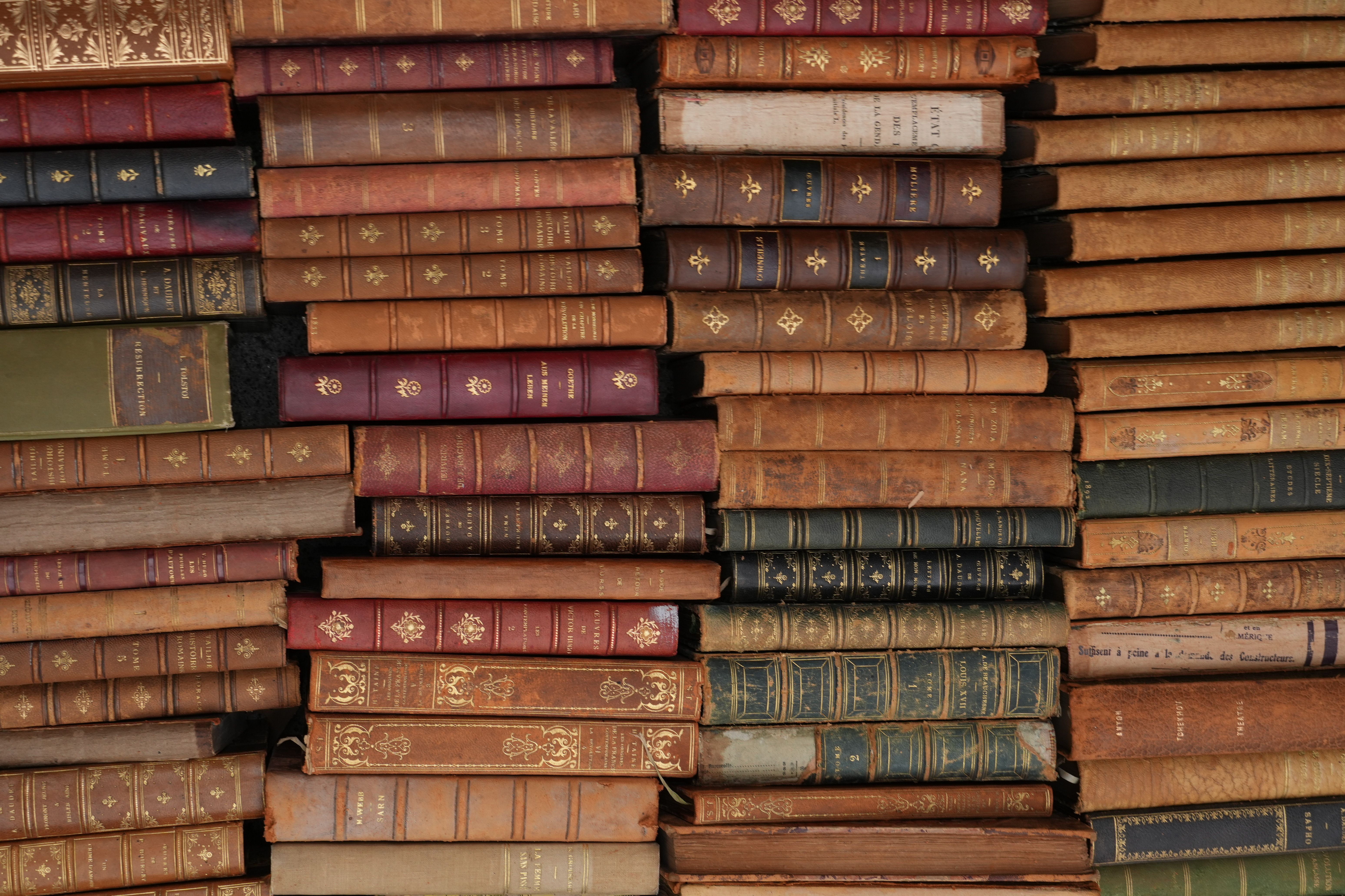 Book Textures Photos, Download The BEST Free Book Textures Stock Photos ...