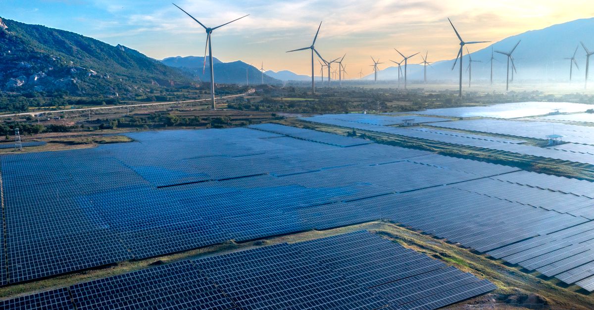 Luxembourg Firm Commits ₹83,480 Crore Investment in Karnataka's Digital and Green Energy Sectors