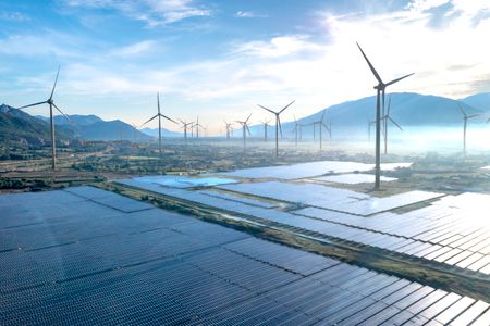 Moderniza tu negocio o adquiere suelo industrial
