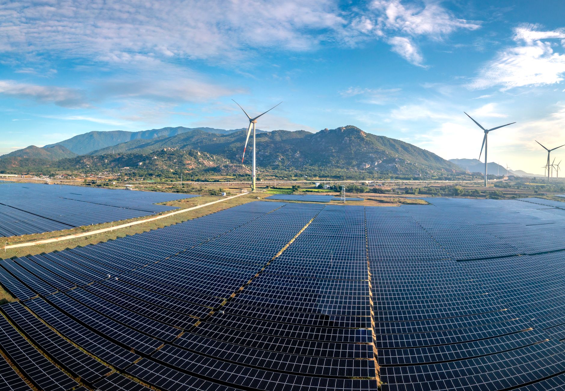 Pré-sal: Exportações e Produção Disparam, Redefinindo o Cenário Energético Brasileiro