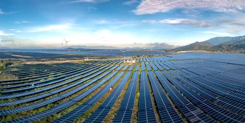 Mejora la eficiencia energética de tu empresa