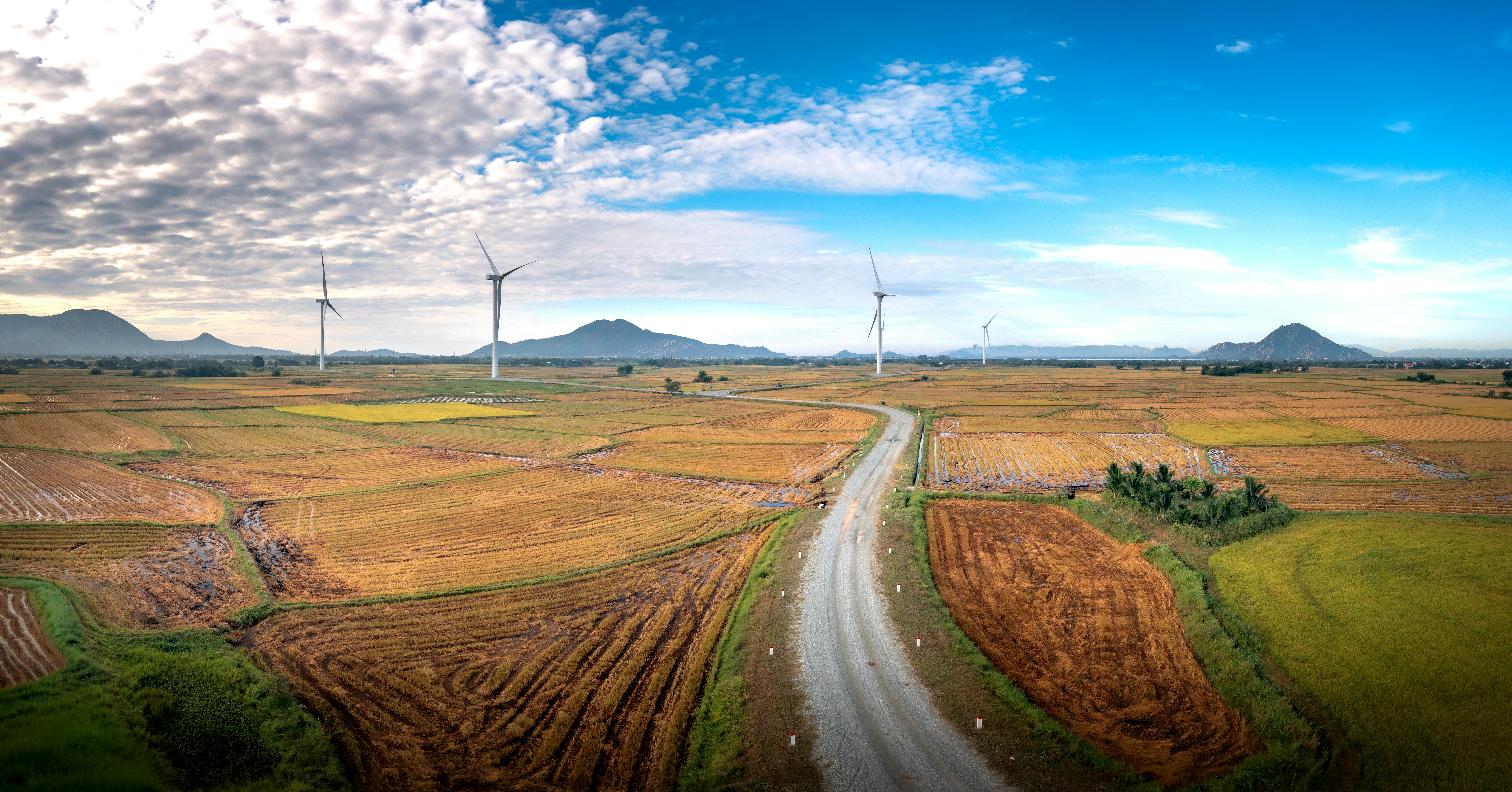 Transition to Sustainable Energy and the Role of Geneva — Photo by Quang Nguyen Vinh on Pexels