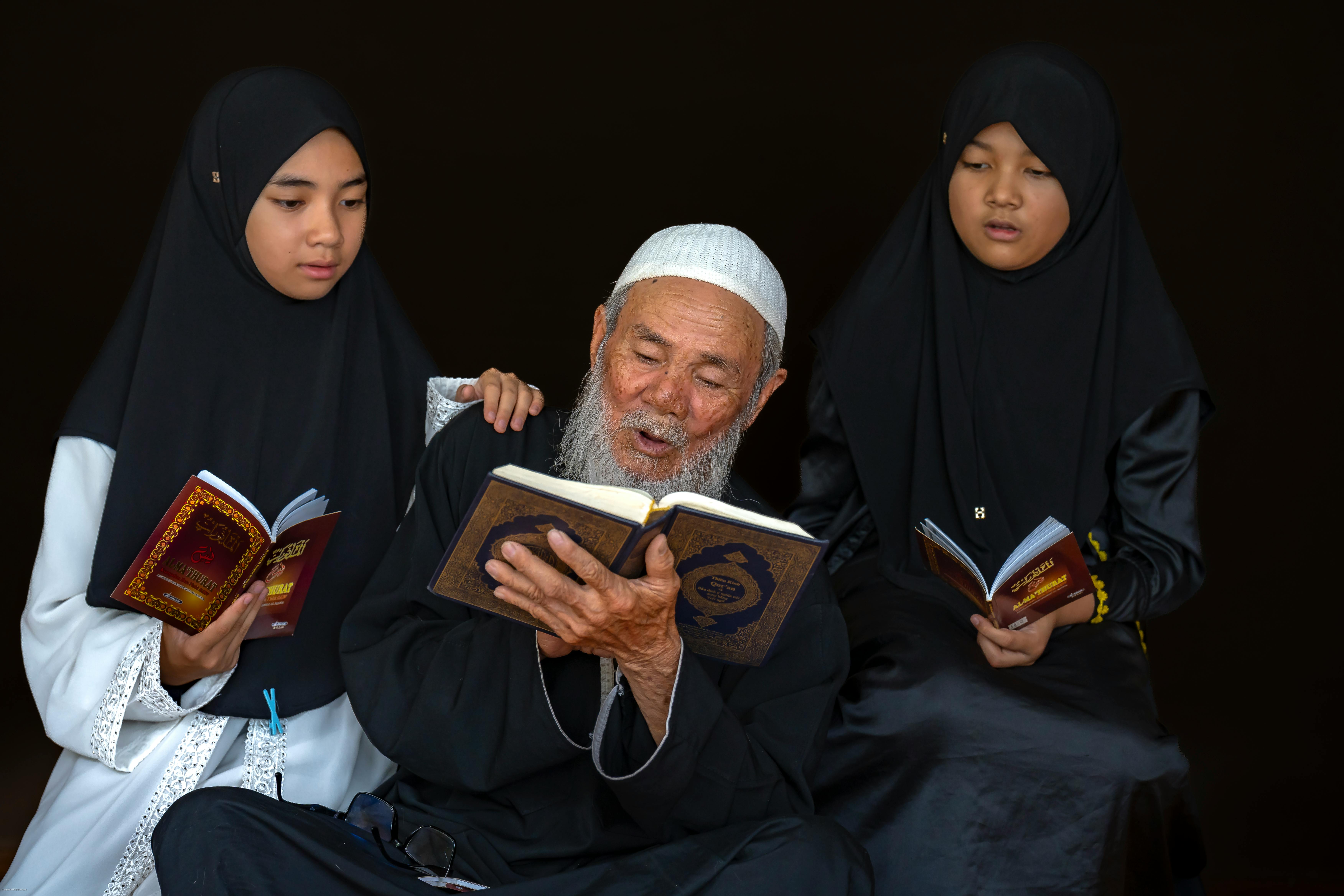 Respecting Elders In A Community Setting