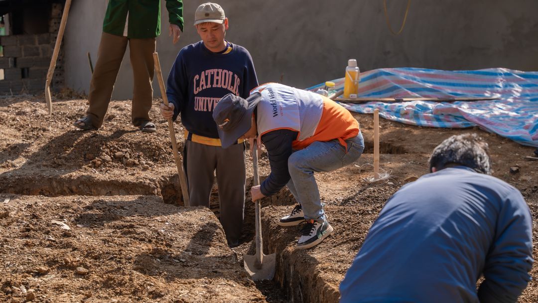 Everything that matters to this page happened in the few days this trench was open.