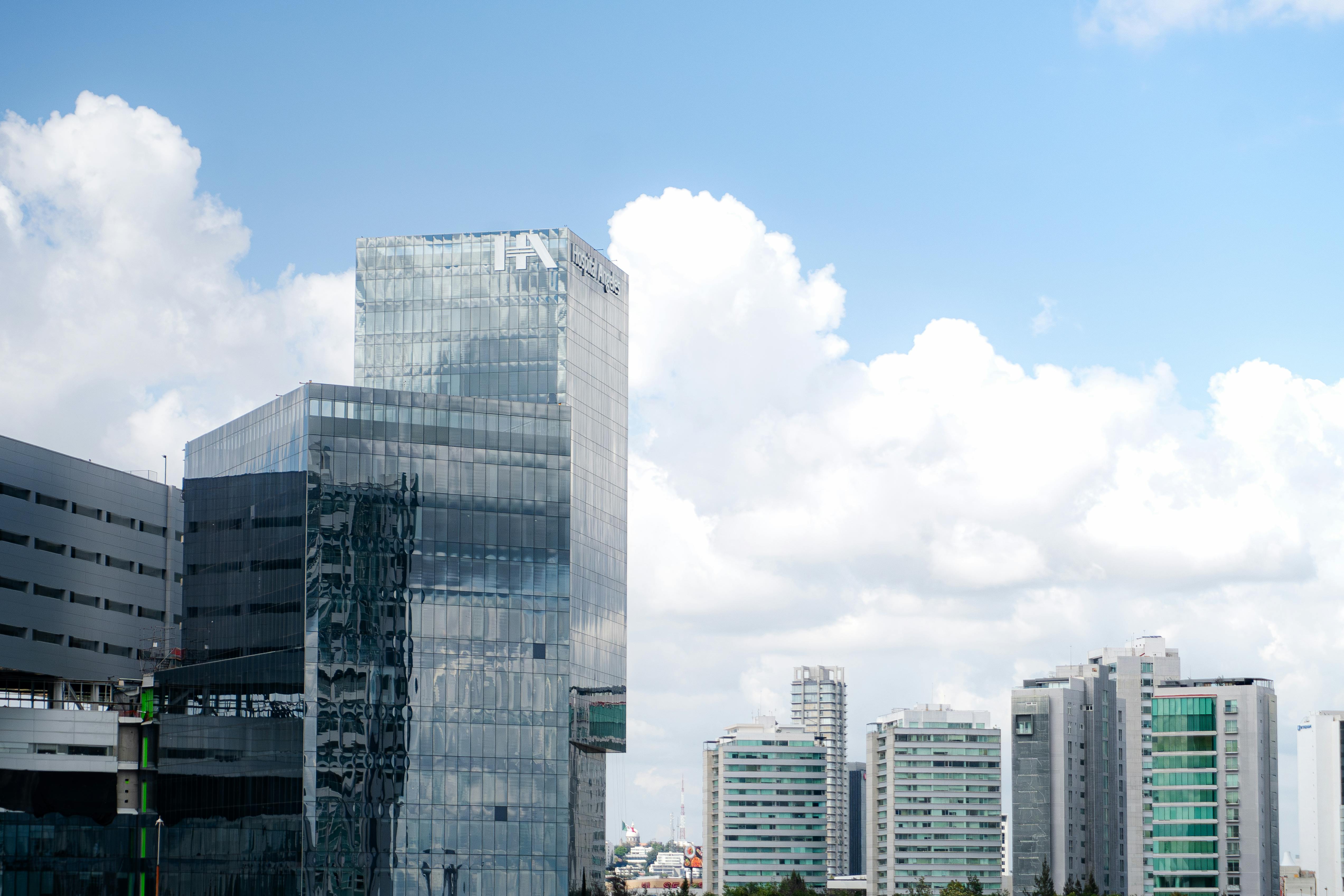 台灣國際造船公司佳堡集合住宅建案順利上樑