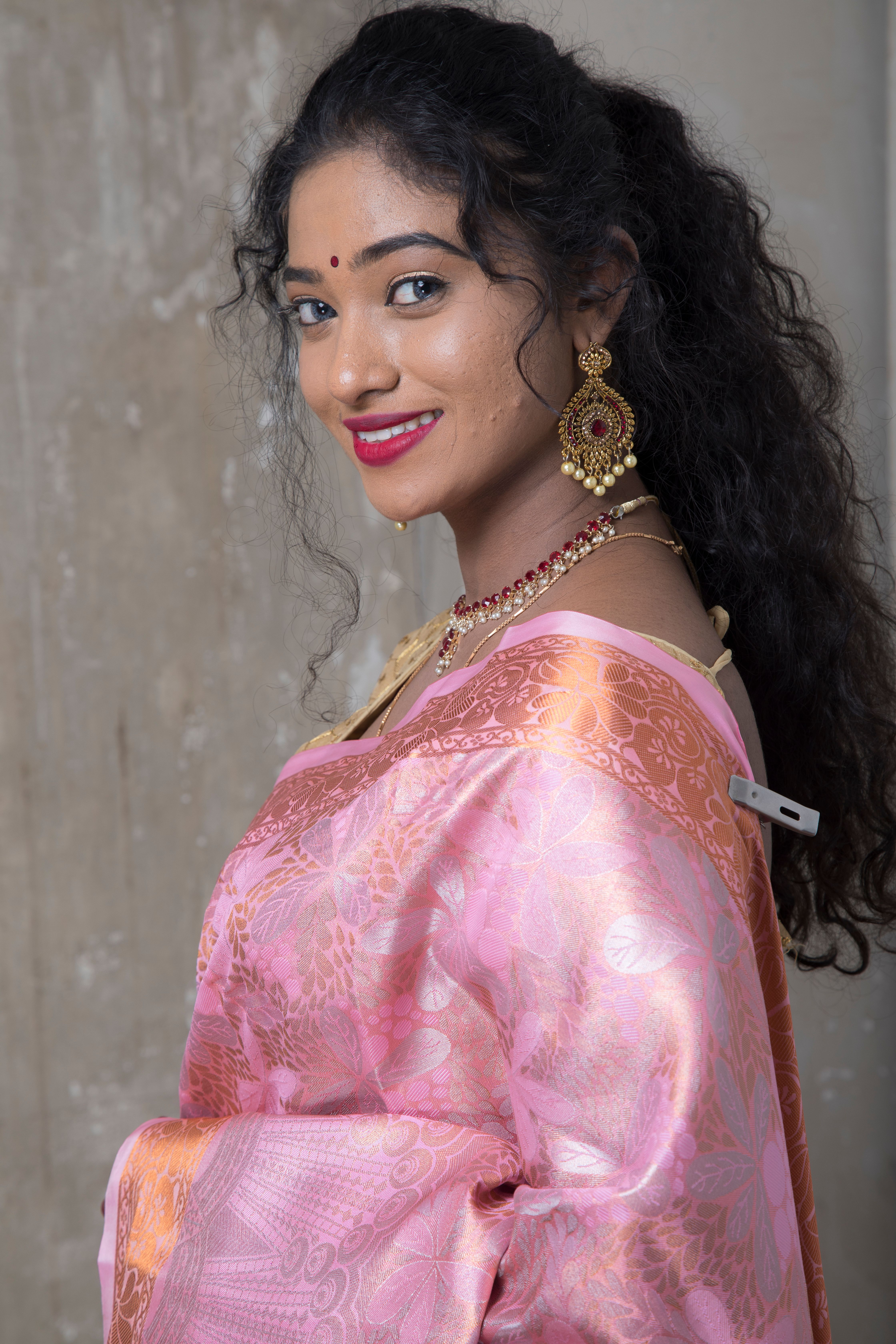 Elegant Woman in Traditional Indian Saree · Free Stock Photo