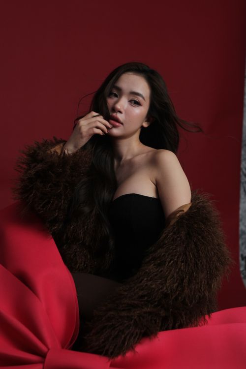 Captivating Fashion Portrait of Woman in Fur Coat · Free Stock Photo