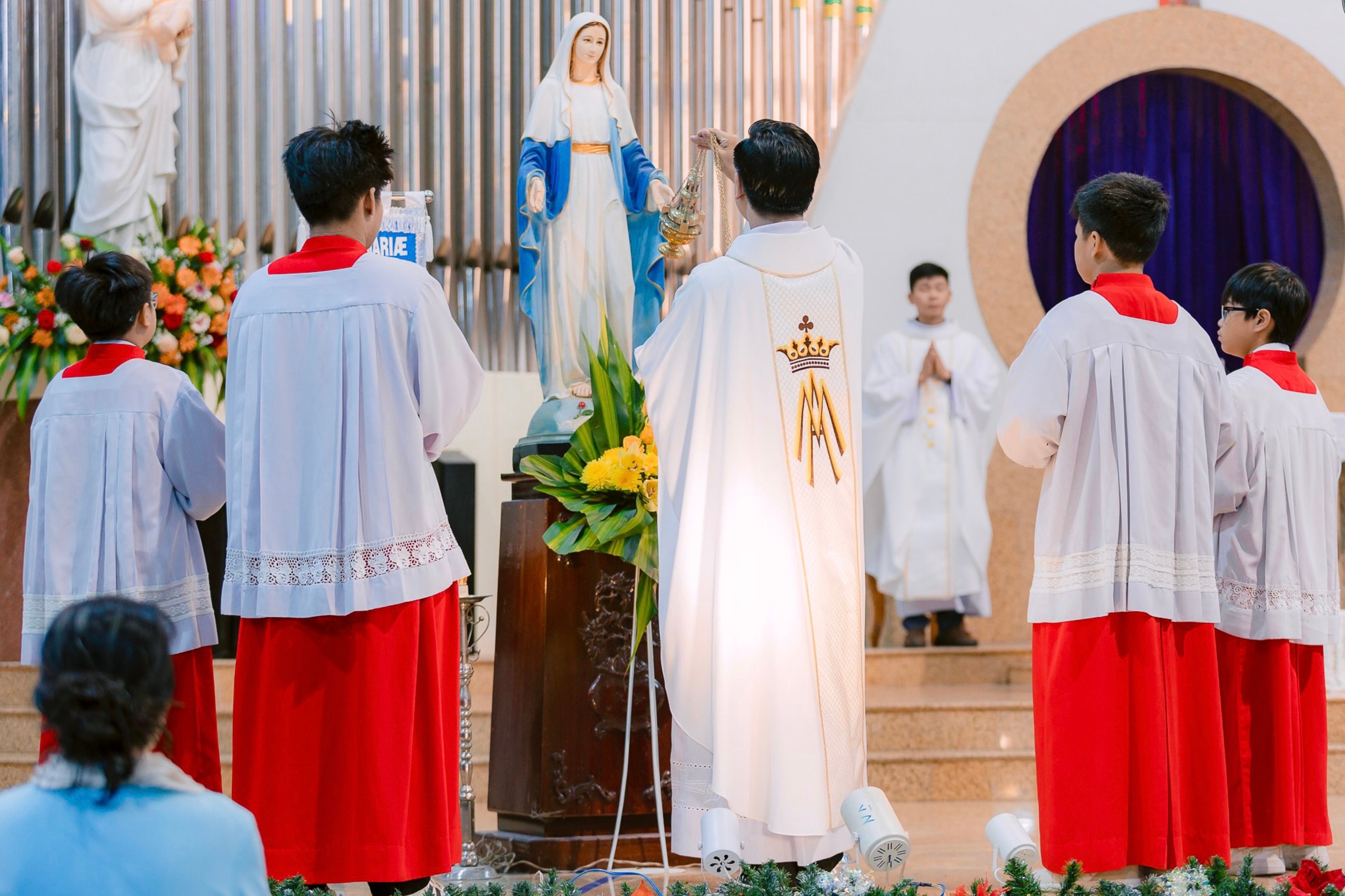 Religious Ceremony Inside a Church with Clergy · Free Stock Photo