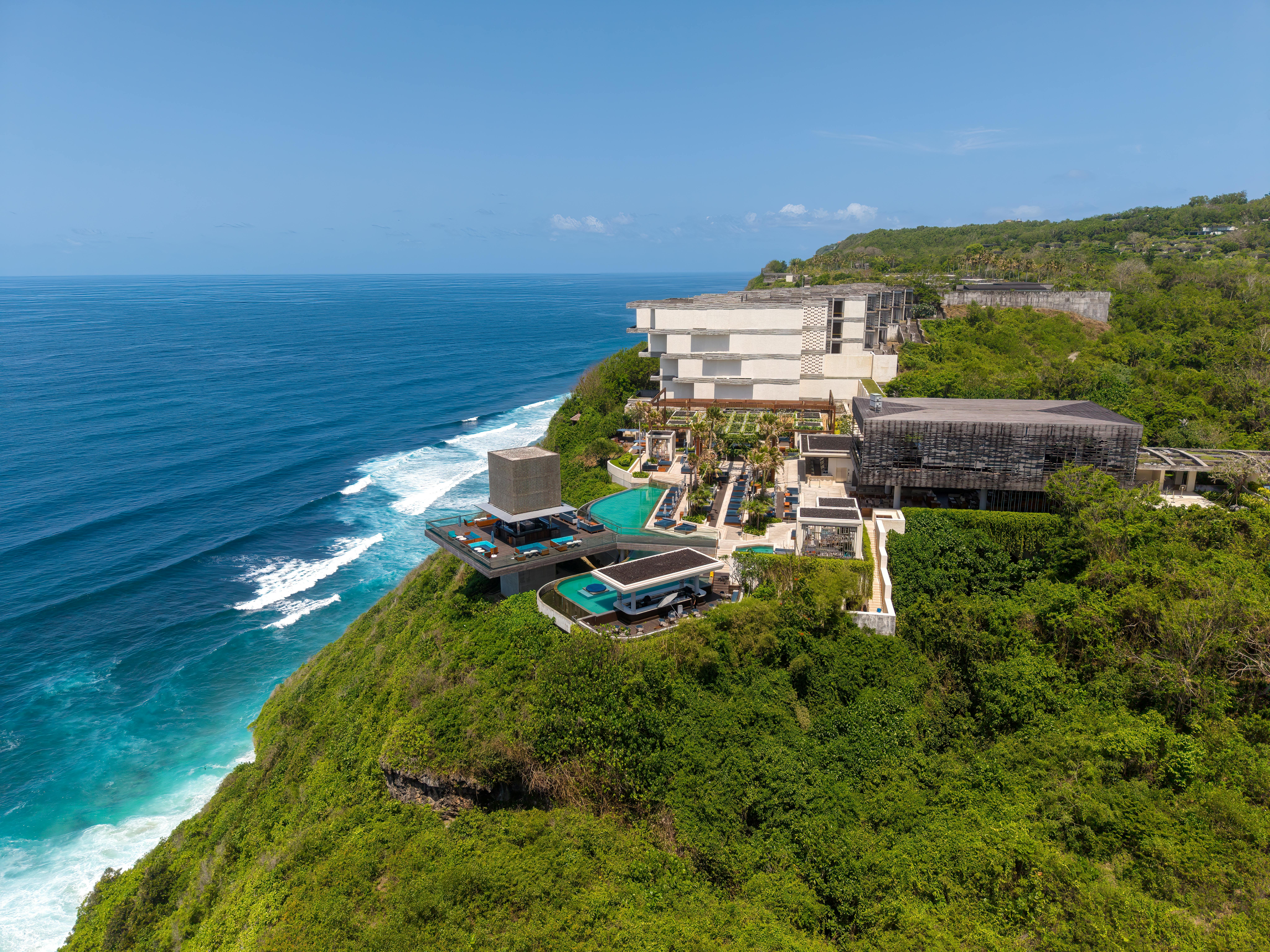 Explore the Best Tropical Vacation Destinations for Your Next Getaway