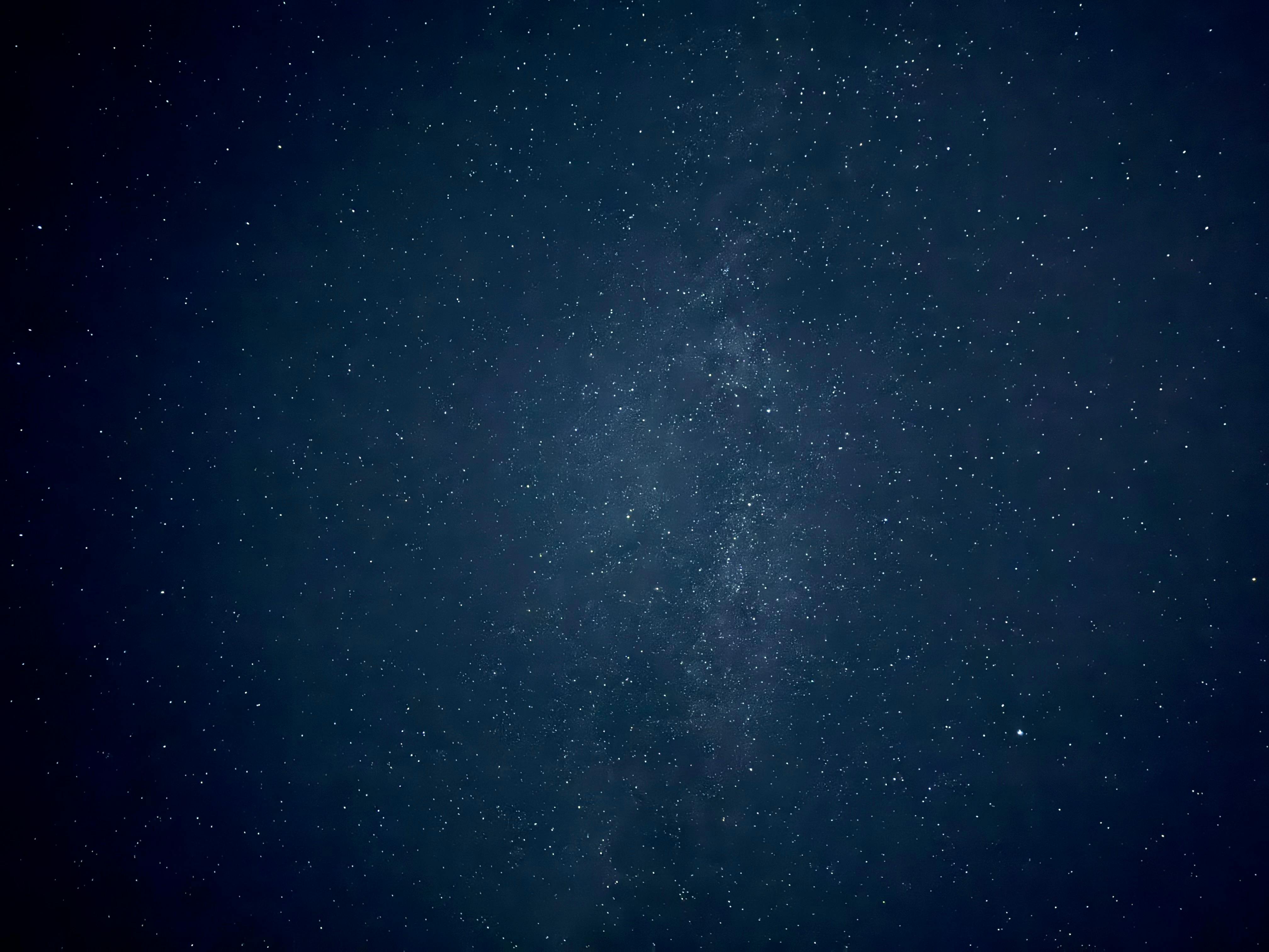 Gratuit Un cer frumos înstelat, surprins cu nenumărate stele strălucind puternic. Fotografie de stoc