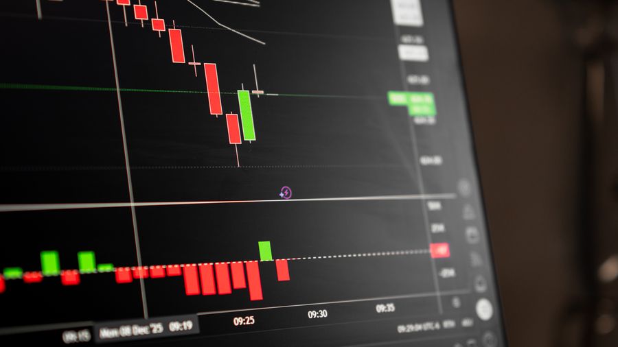 Forex Trading Software: Web-Based vs Desktop, Explained
