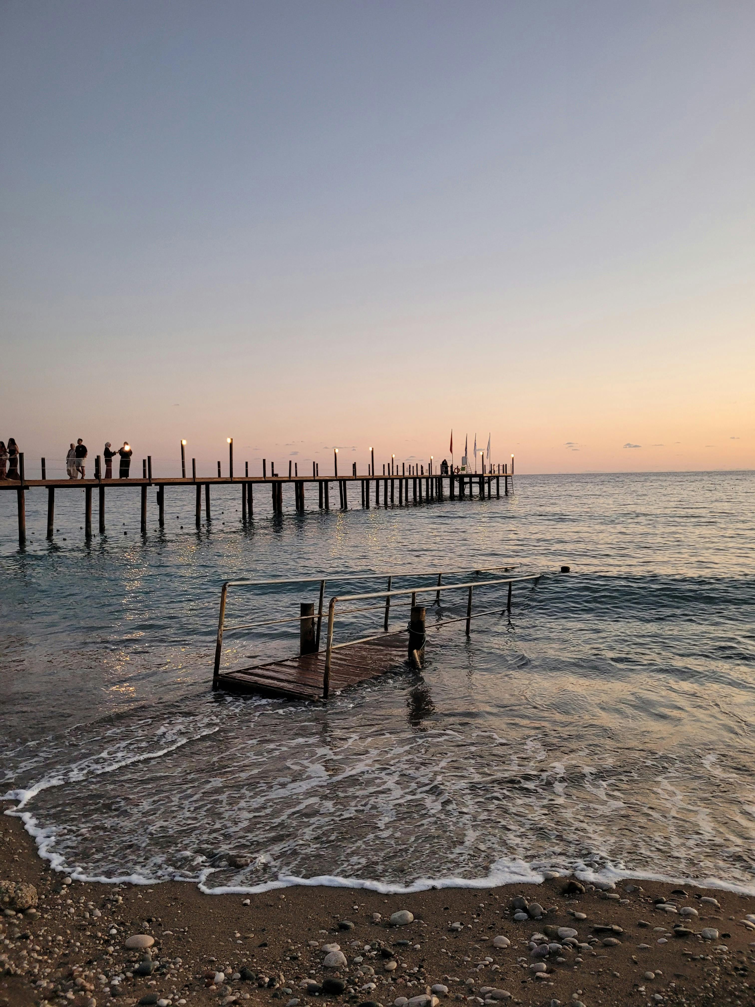 Actor David Del Rio Returns to Social Media After Allegations-A Test Case in Brand Safety and Crisis Playbooks