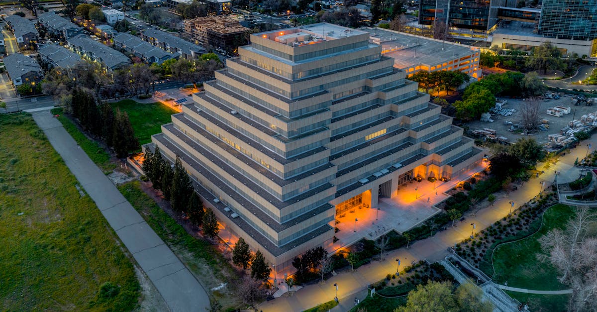 政治:洪耀南觀點:中國積極備戰,台灣聚焦經濟發展