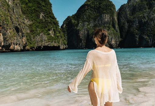Phi Phi Islands private speedboat — Phuket