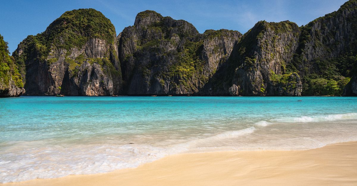 Andaman Tour Package from Mumbai 2026: Complete Guide and Cost