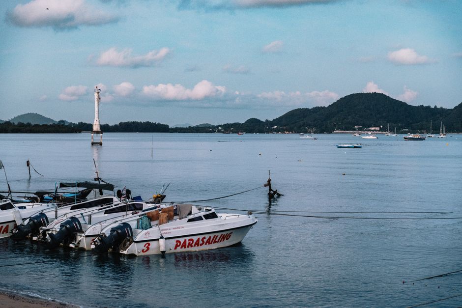 Trouver un travail à Phuket en 2026 : guide pratique pour les étrangers