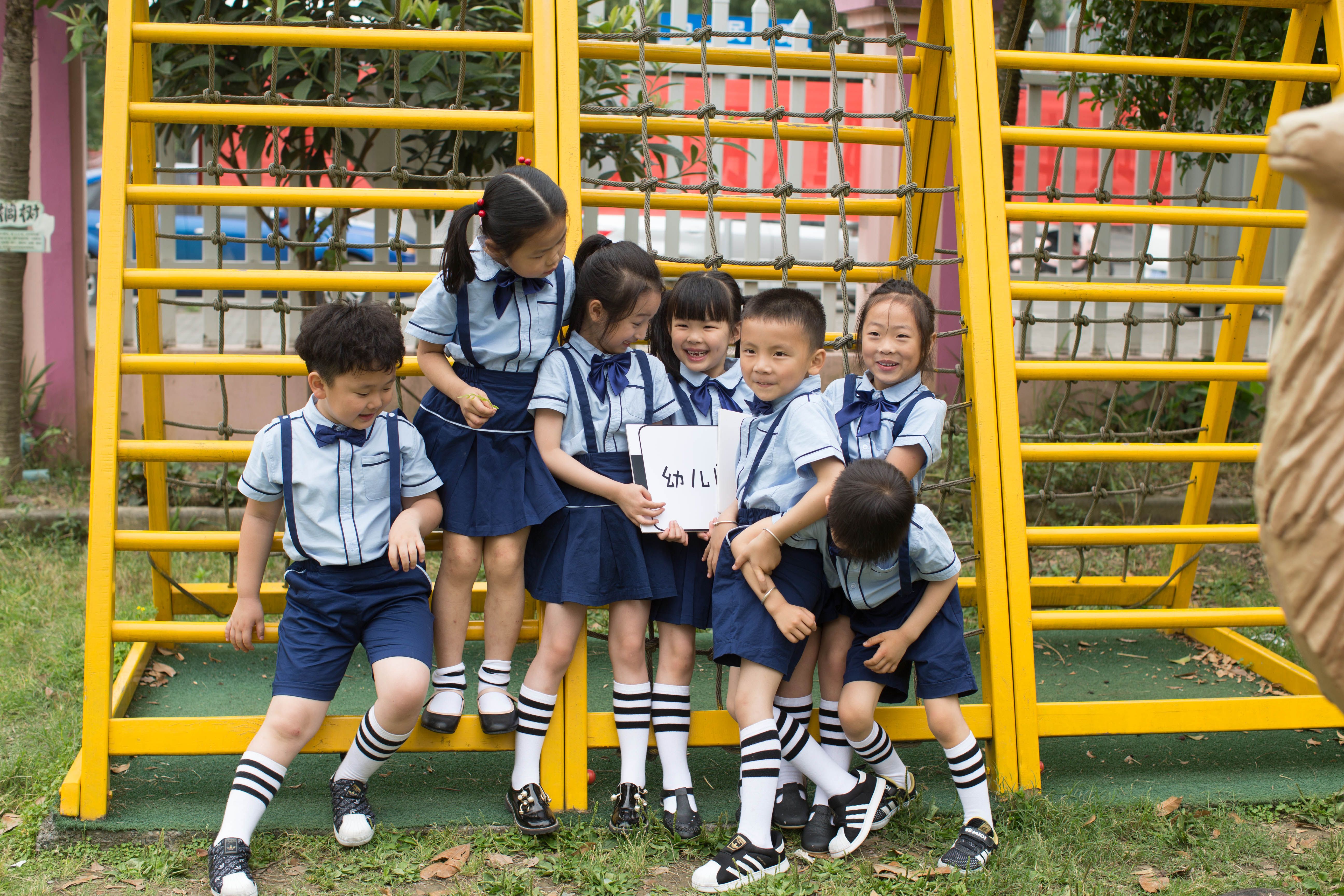 18 Cute and Creative First Day of School Picture Ideas — Photo by gsregvrd on Pexels
