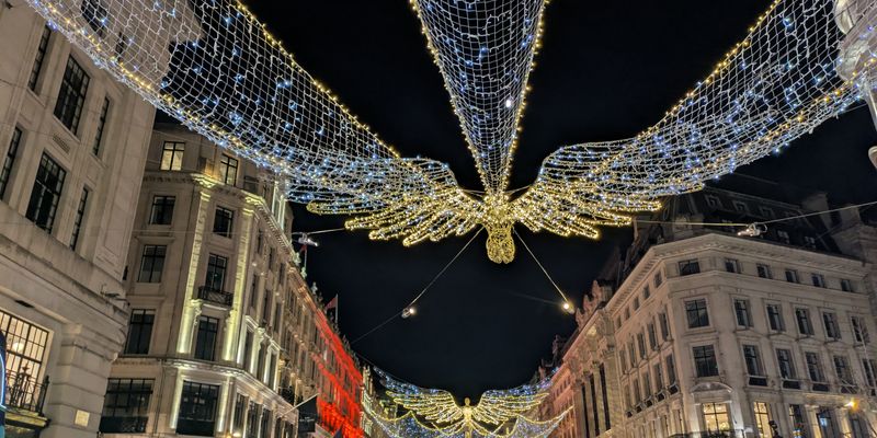 Los ángeles de luz de Regent Street, en Londres