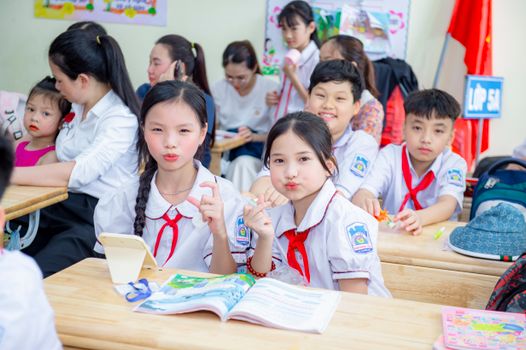 Tiếng Anh Thiếu Nhi
