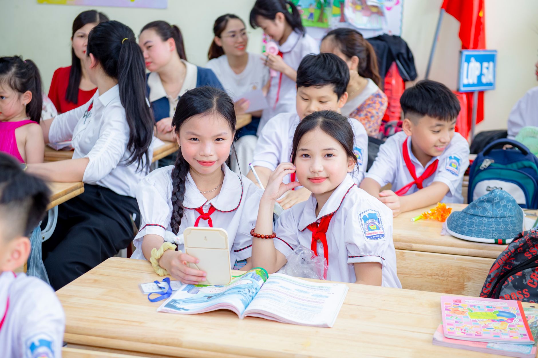 Hanoi AI Classrooms Soar to New Heights with 92% Student Engagement
