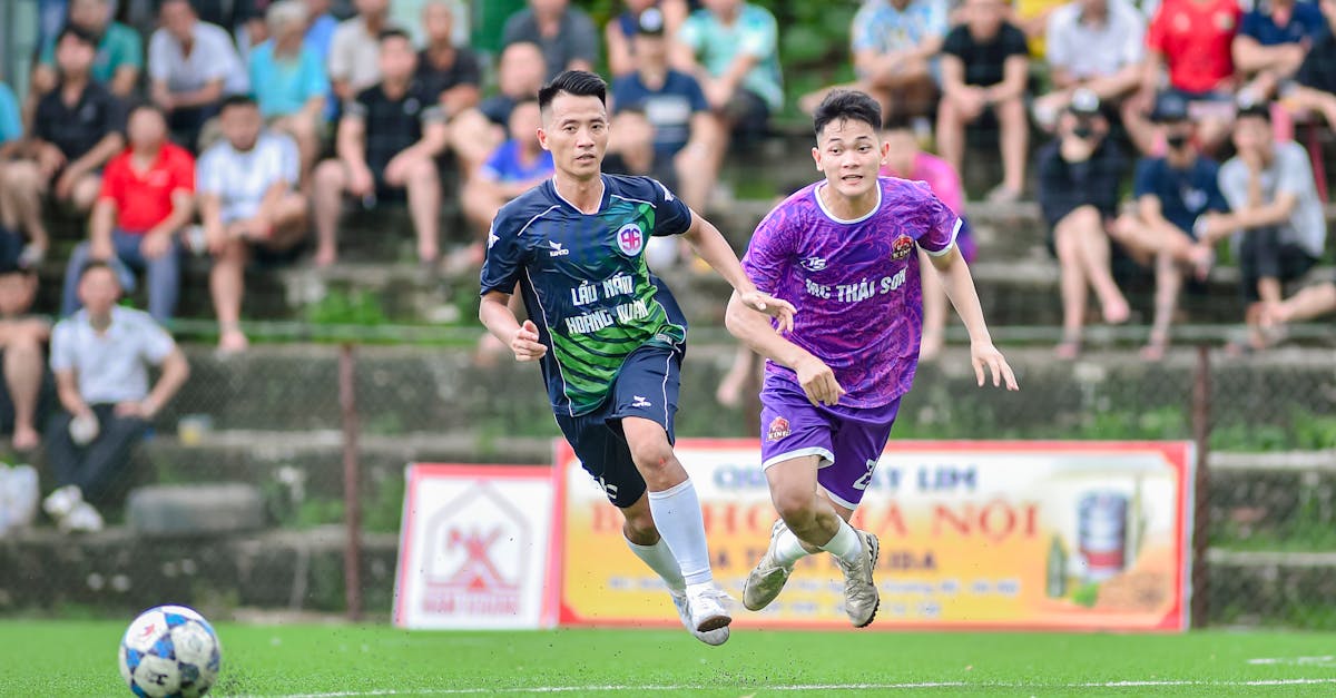 財經:畢業生期望月薪2.3萬 創3年來新低引關注