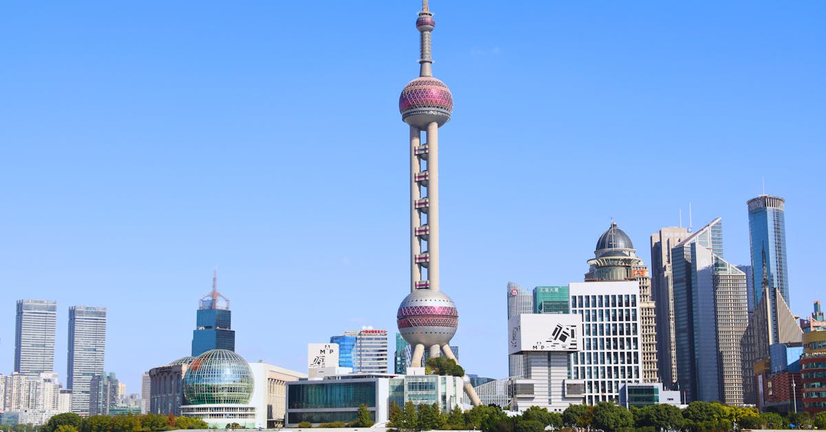 台灣財經最新動態:股市波動與政策影響解析