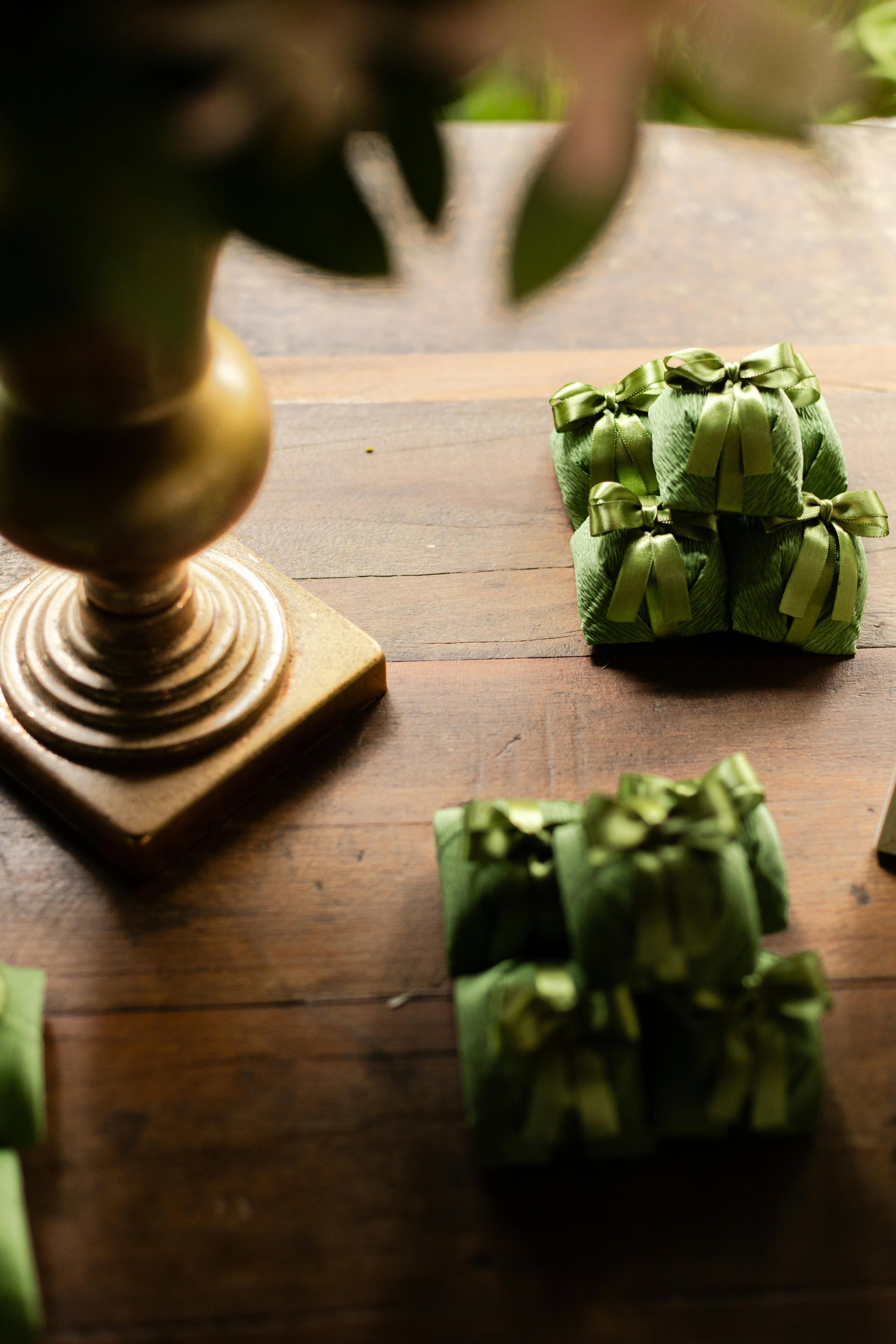 Beyond AI: Crafting Truly Thoughtful Gifts