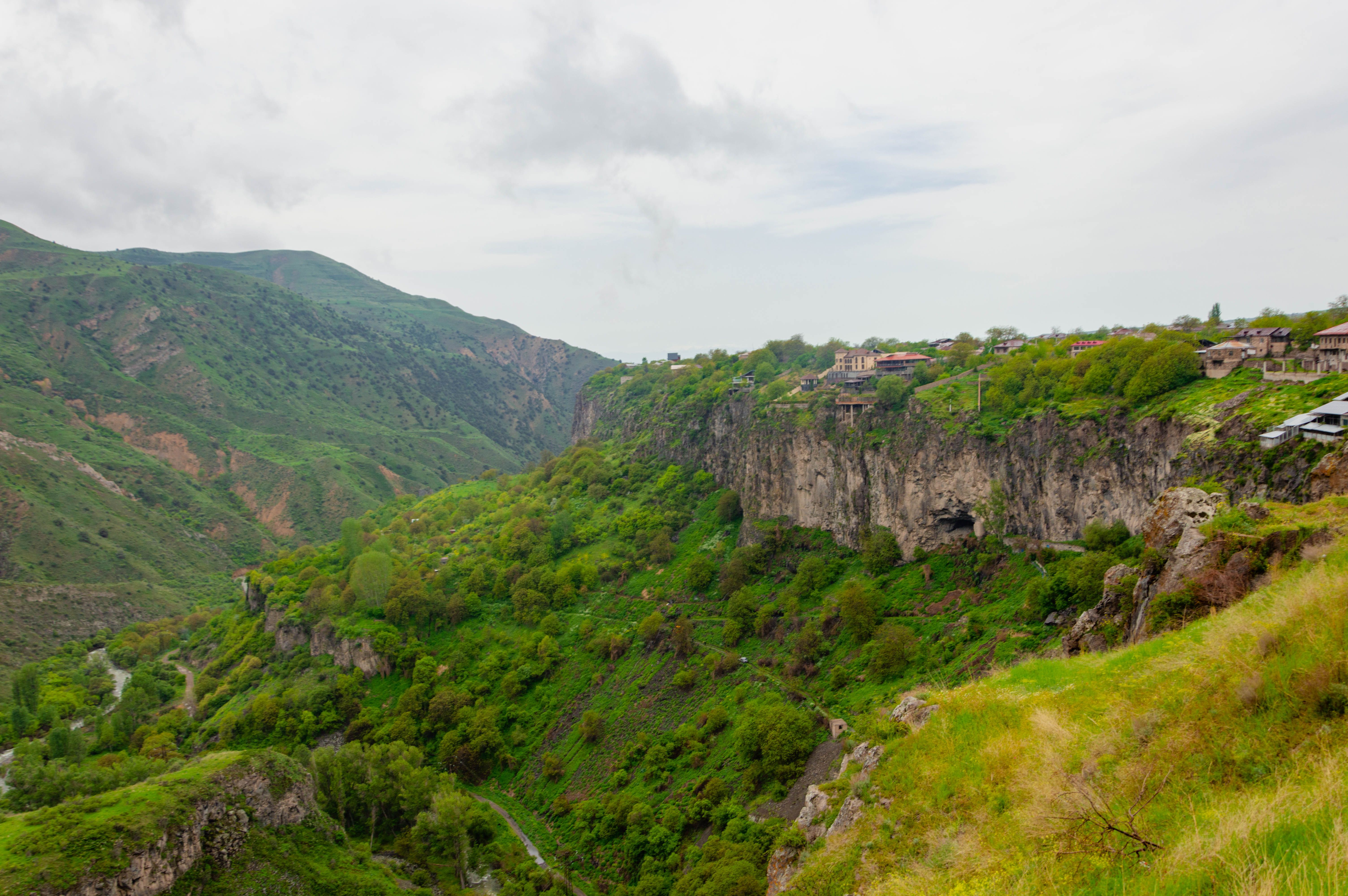Scenic Verdant Cliffs in Dilijan National Park · Free Stock Photo