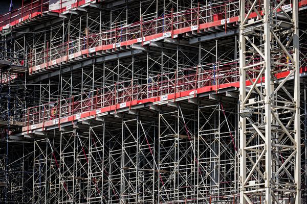 Structural Columns & Scaffolding