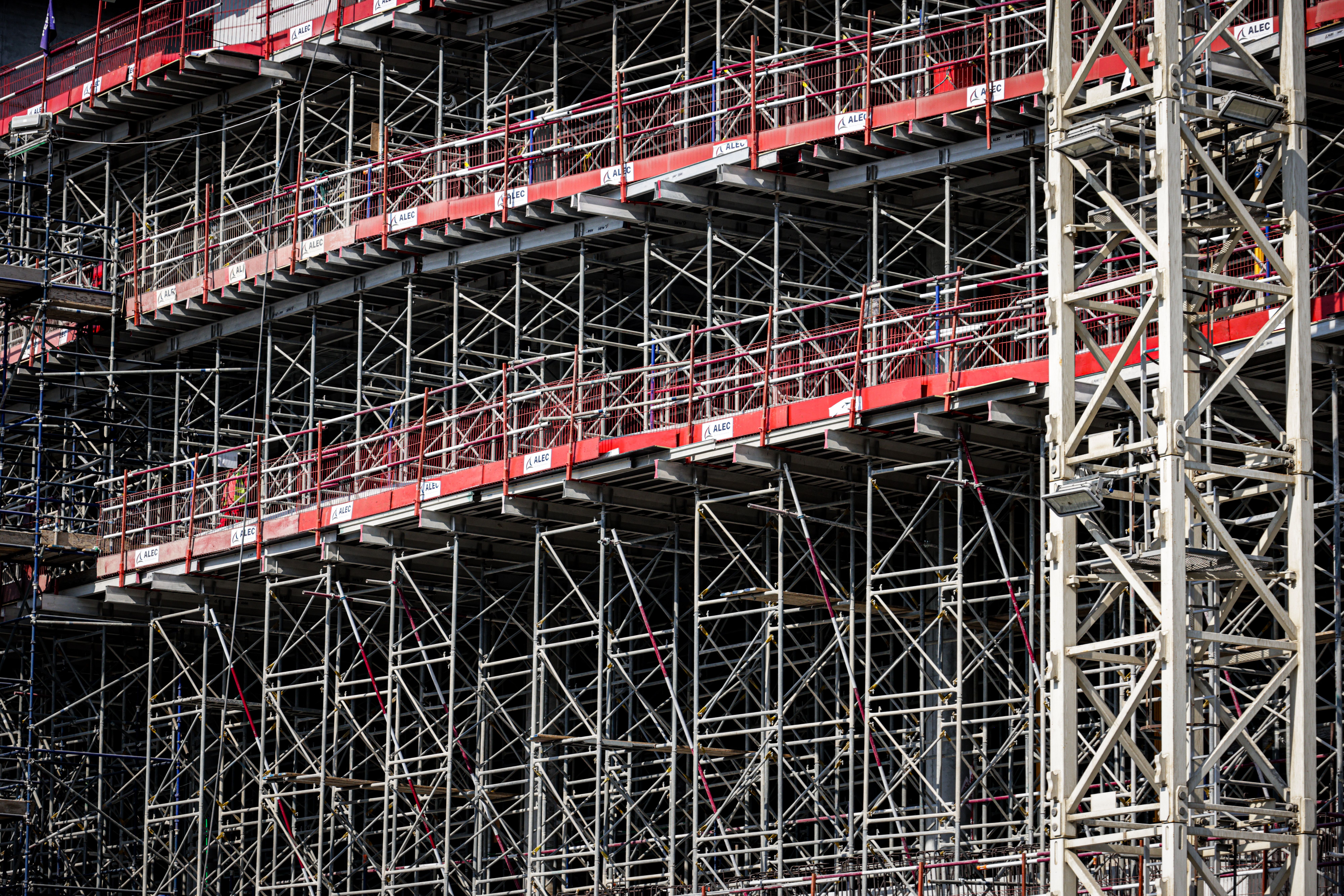 Modern Steel Scaffolding on Building Site · Free Stock Photo
