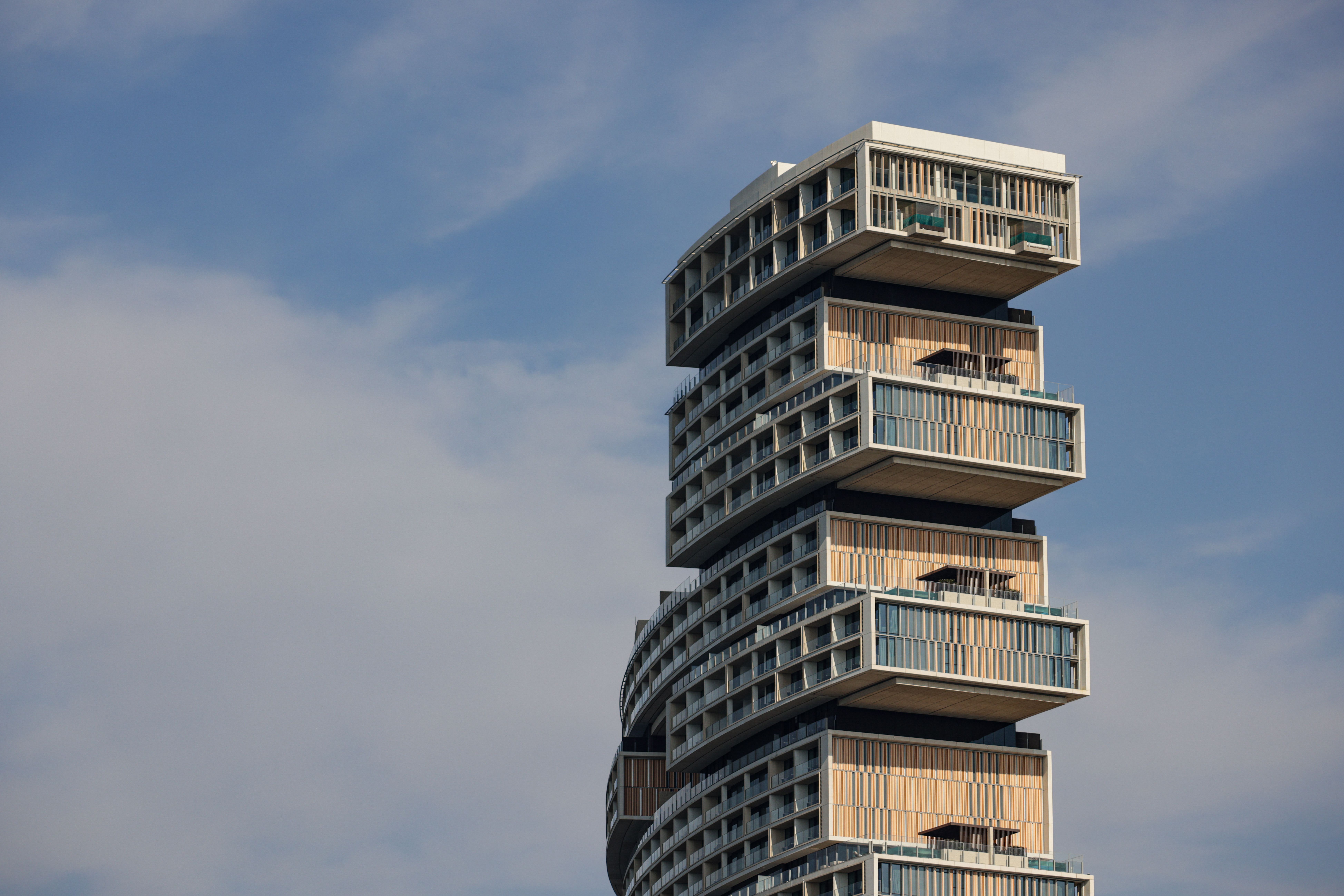 Contemporary High-Rise Architectural Masterpiece · Free Stock Photo