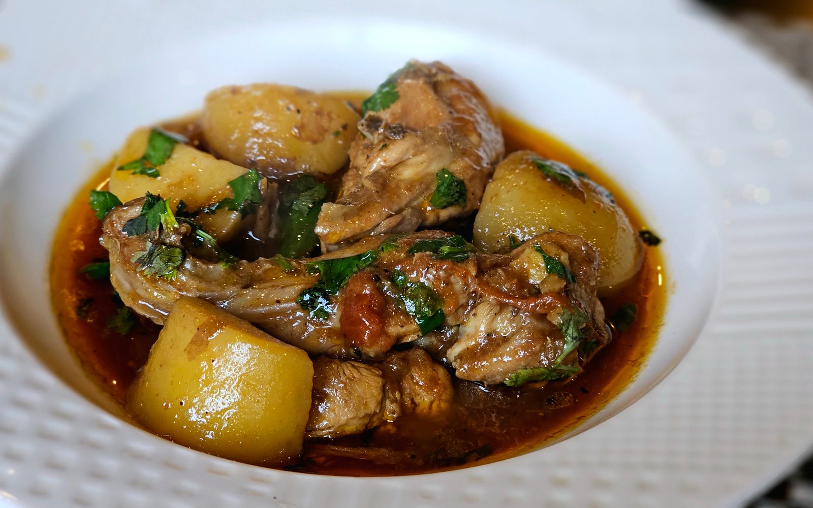 Foto de Frango ensopado com batata e arroz