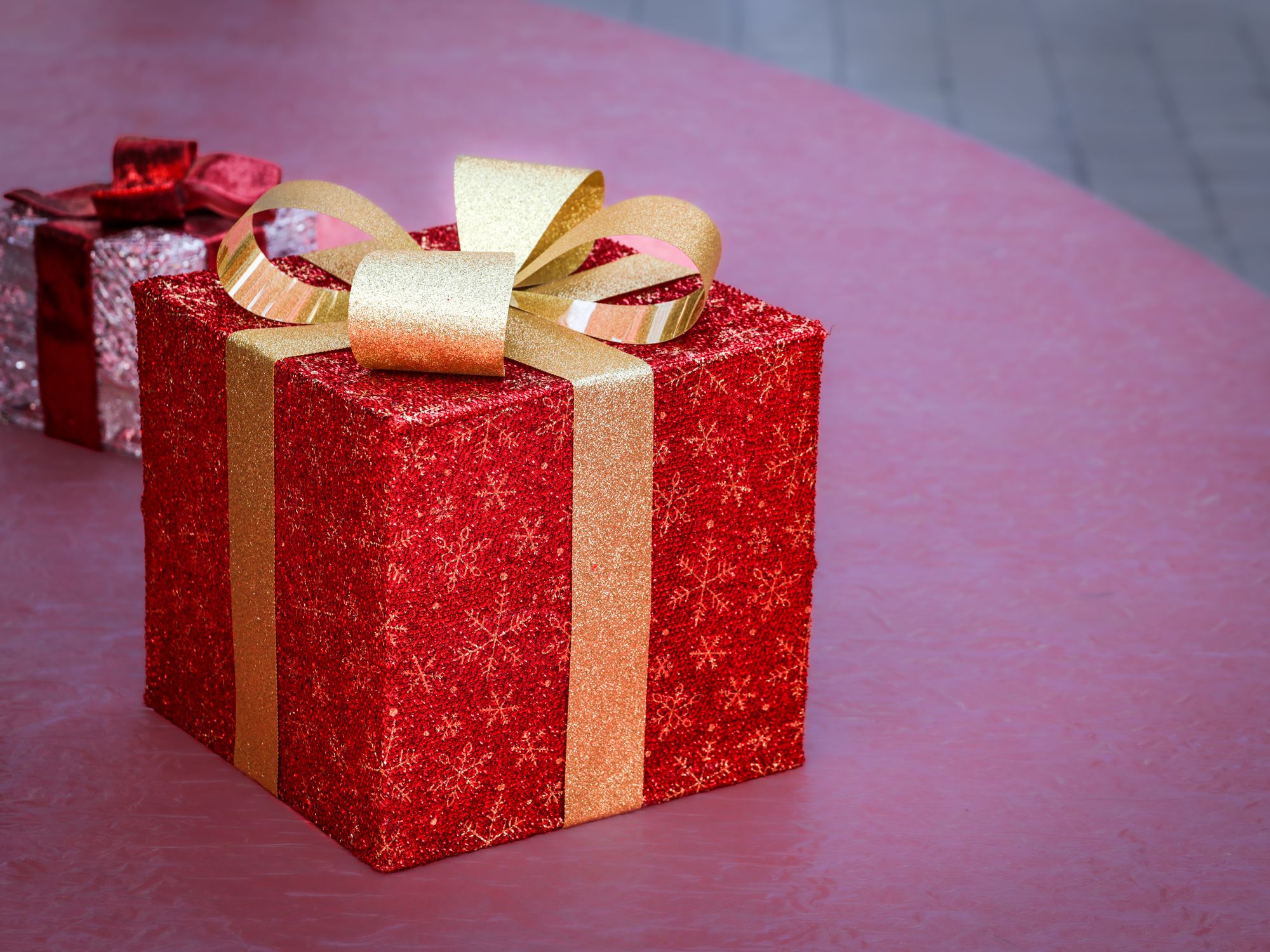 Packing & Materials in Stratford-upon-Avon, West Midlands — professional packers wrapping and boxing belongings