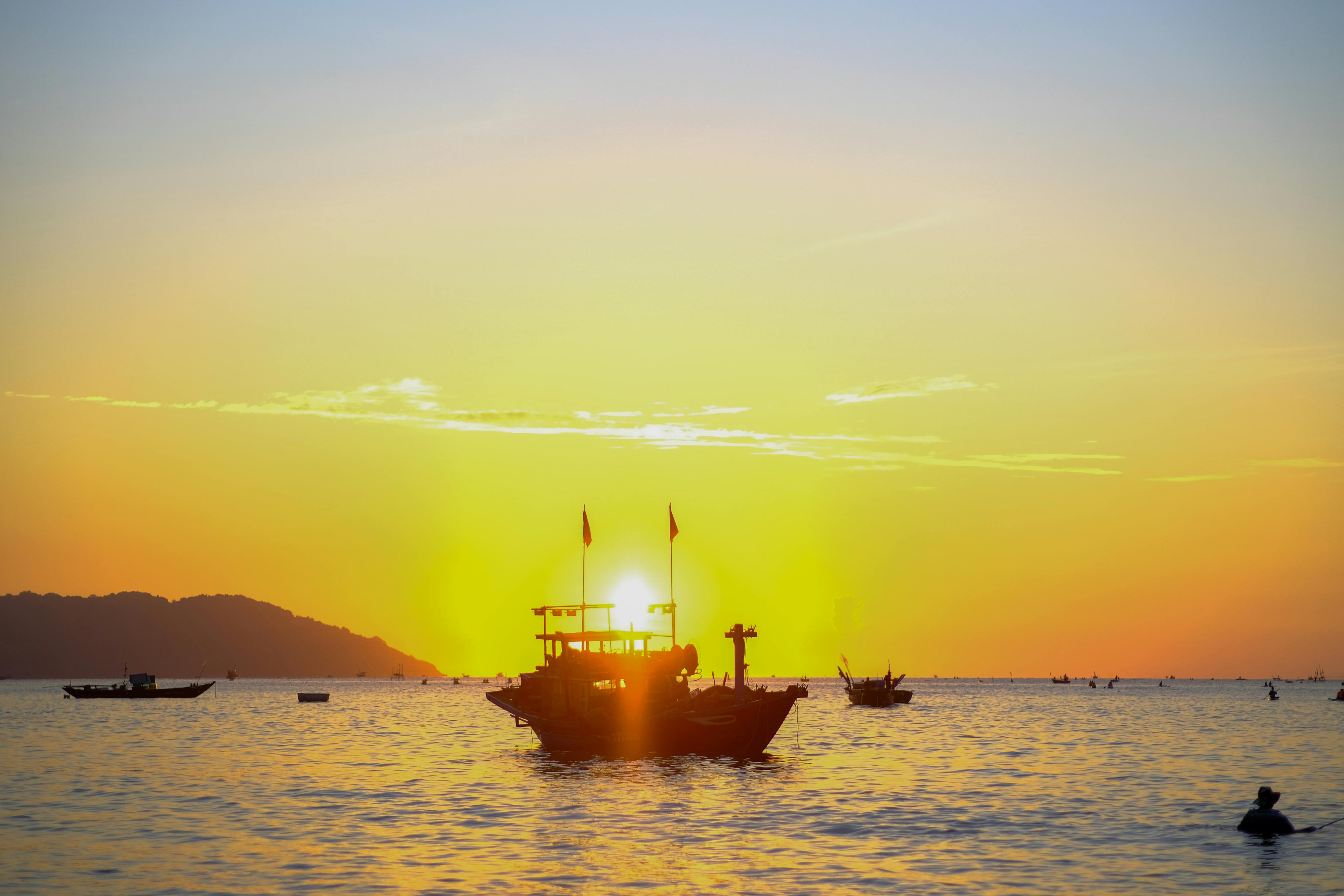 Trung tâm nghiên cứu văn học, phát triển nhà văn Việt Nam