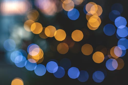 파란색과 노란색 Bokeh 조명