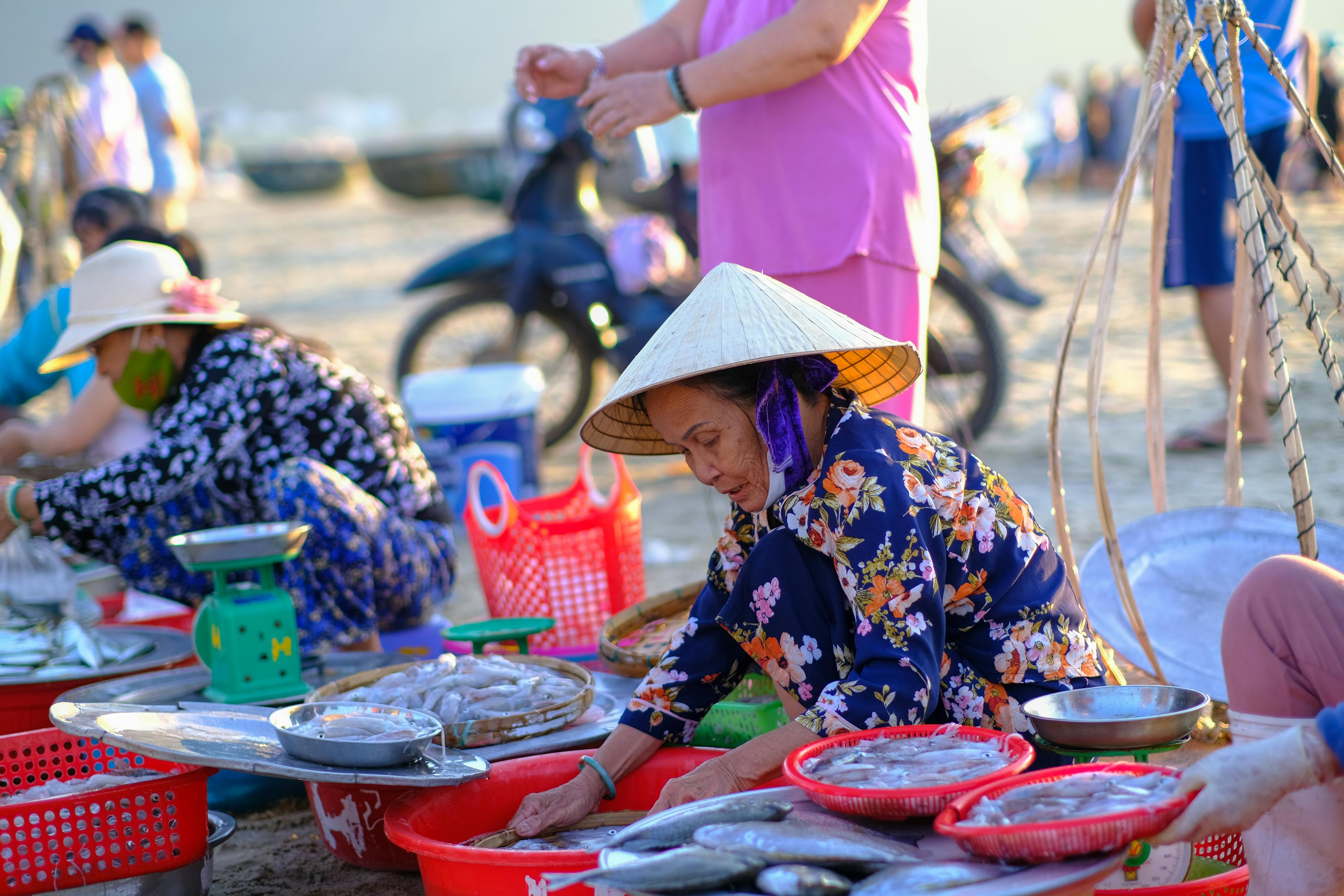 Thực tế tàn nhẫn phía sau một dự án cộng đồng 540 – niem tin, xa hoi hoc, tam ly hoc, nhan thuc xa hoi, lam viec cong dong, du an cong dong, ngos, the painful truth about hunger in america, mariana chilton.
