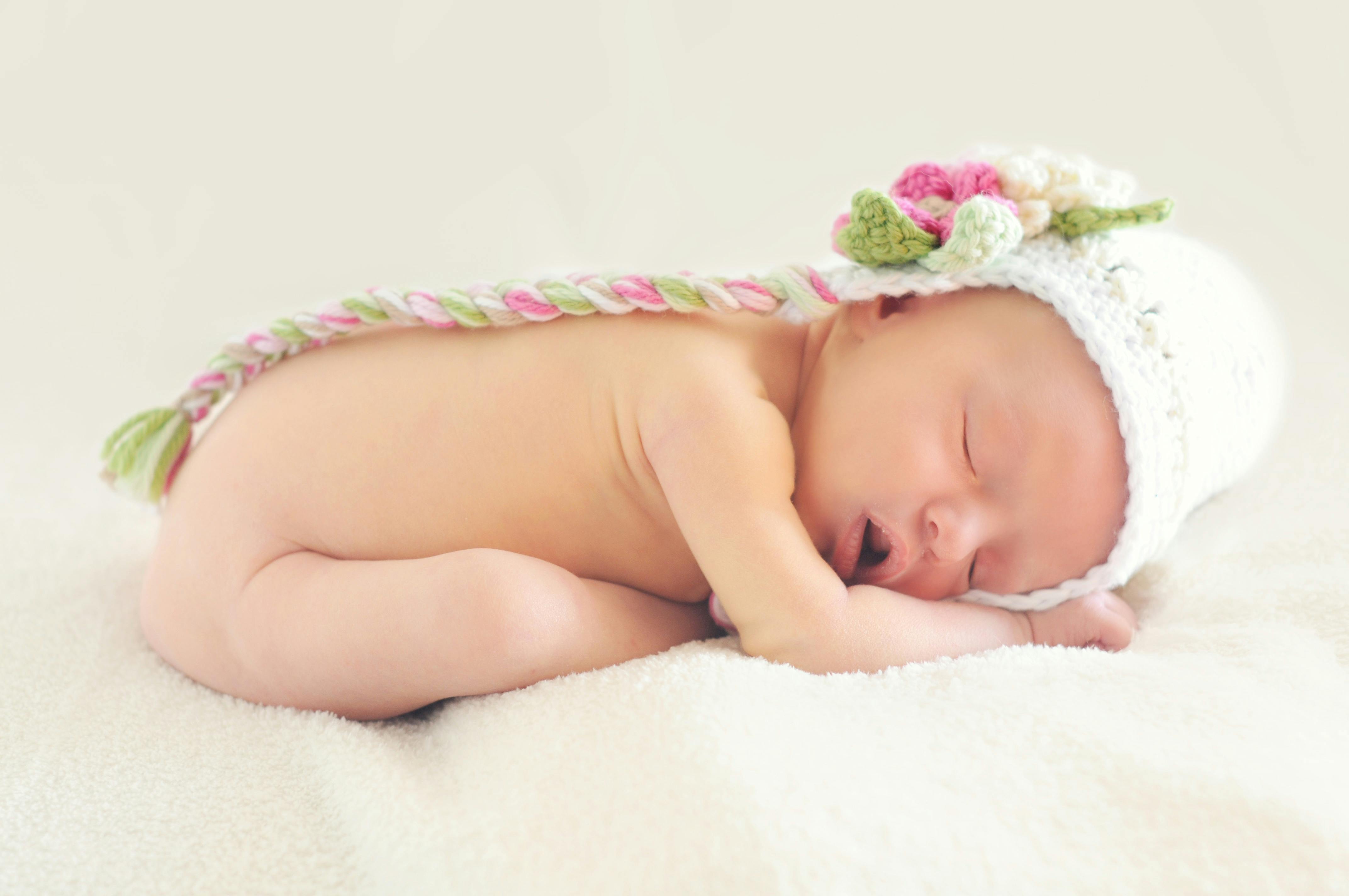 nama anak perempuan huruf a, nama bayi perempuan huruf a, nama perempuan huruf a, nama huruf a perempuan
